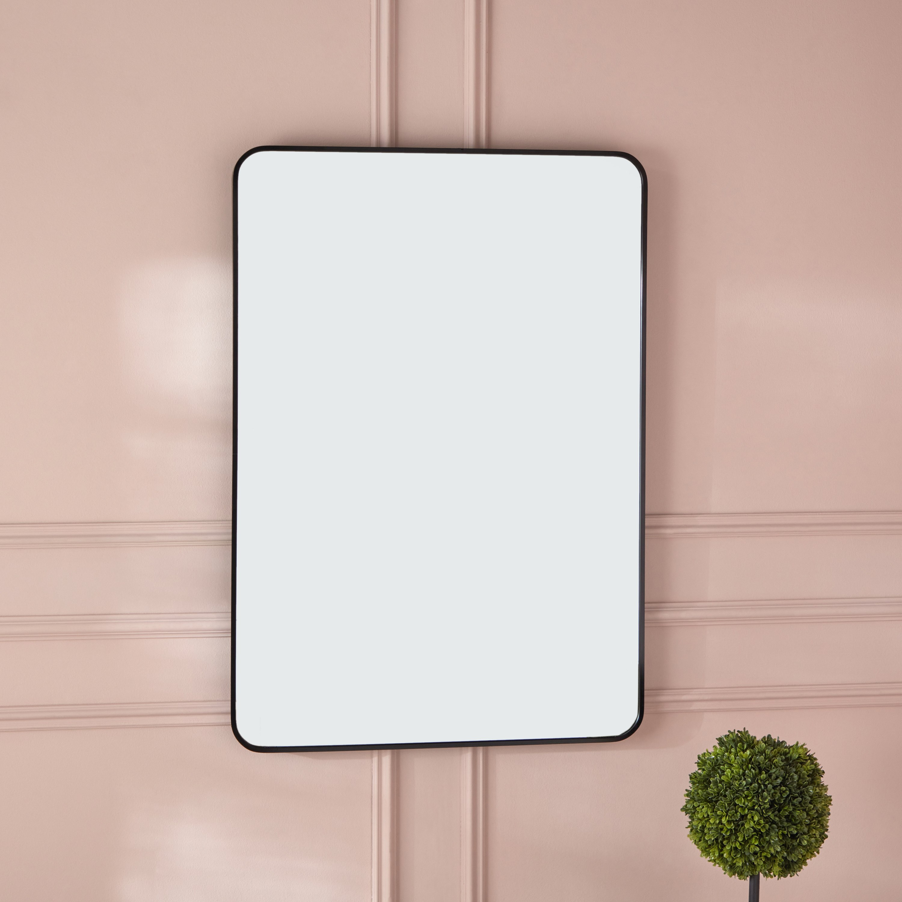 مرآة حائط فاخرة من الألومنيوم شديد التحمل من بروس - 70x100 سم-hbxhomeware-hbxdecorandfurnishings-image-2