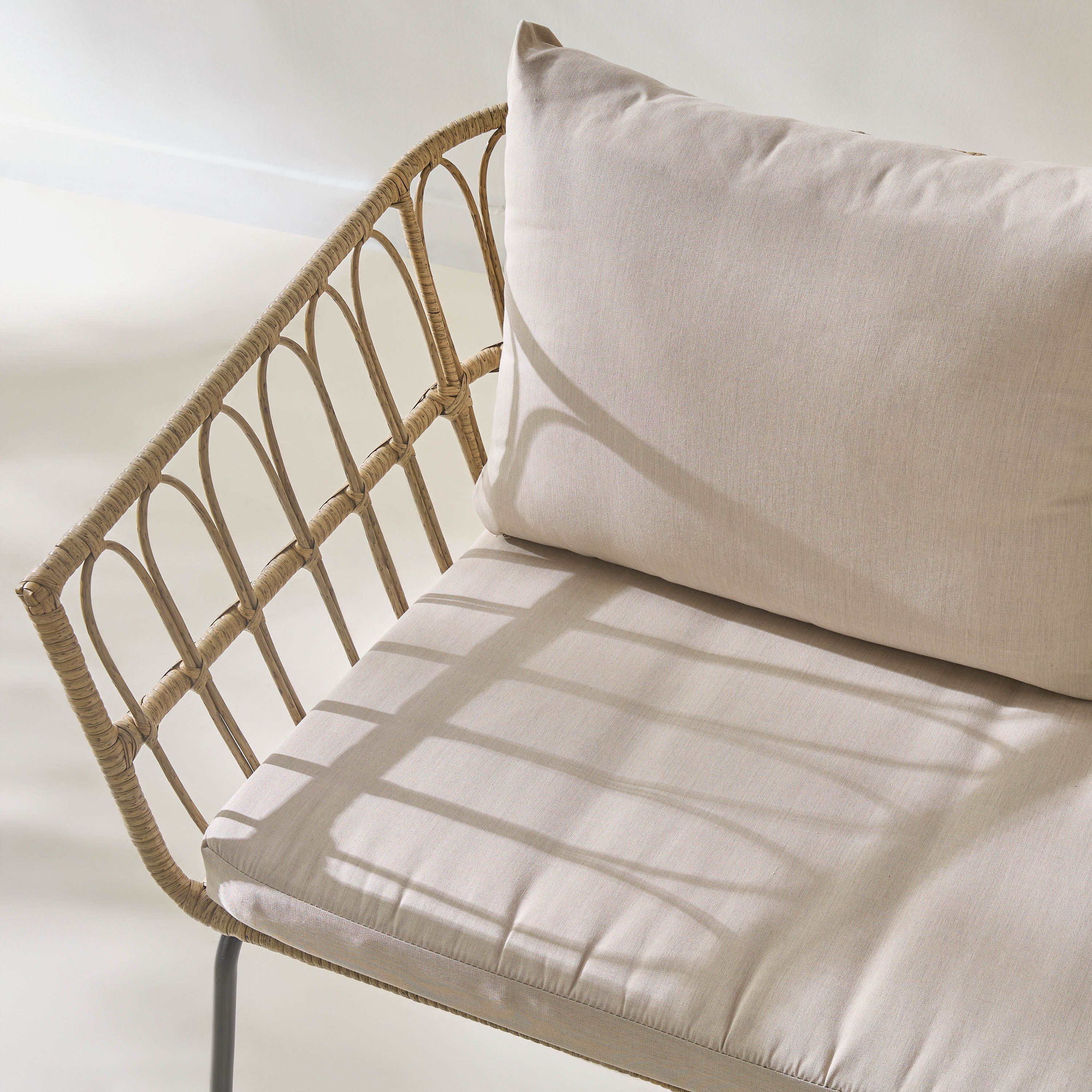 طقم طاولة قهوة خارجي 4 مقاعد مع وسائد - فيرا كاتينا من موڤو-hbxfurniture-livingroom-sofasandsofasets-image-6