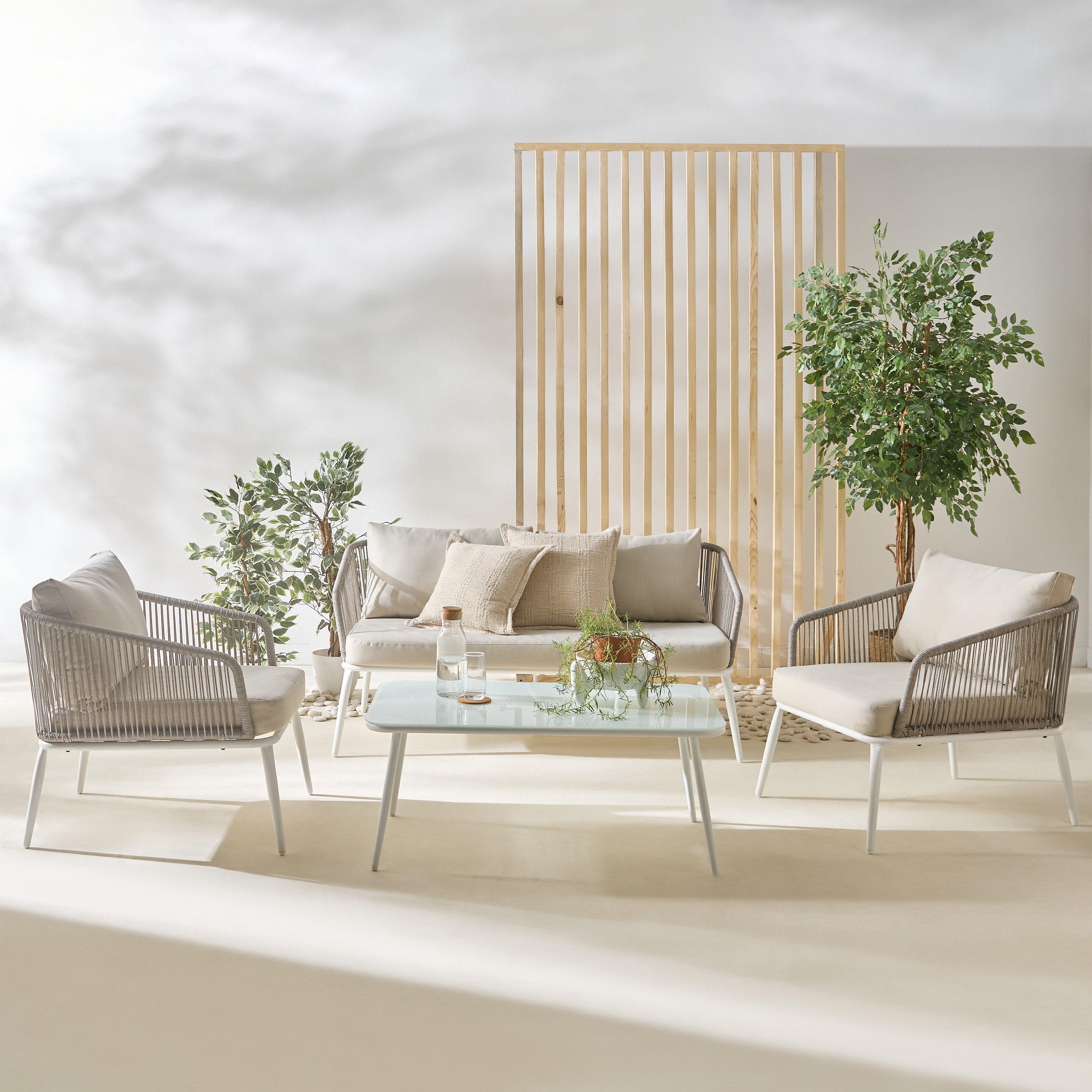 طقم طاولة قهوة للجلسات الخارجية مع 4 مقاعد ووسائد من فيرا فريسكا-hbxfurniture-livingroom-sofasandsofasets-image-13