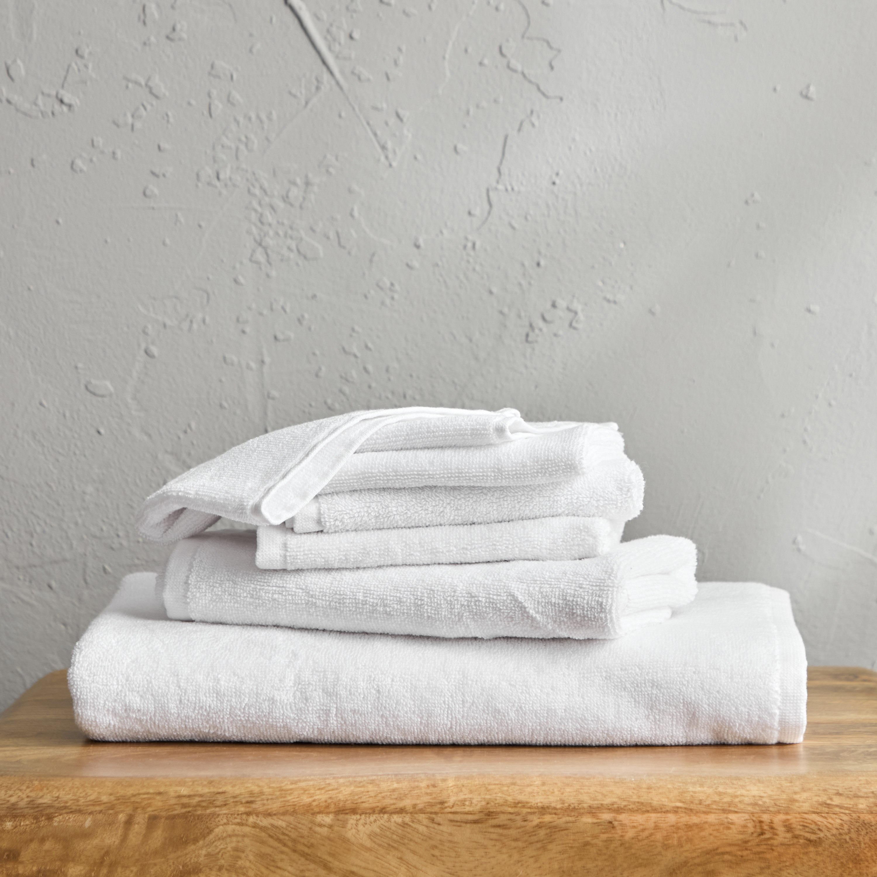 White Haven Hotel Collection Bath Towel - 70x140 cm-hbxbathroom-bathroomtextiles-image-4