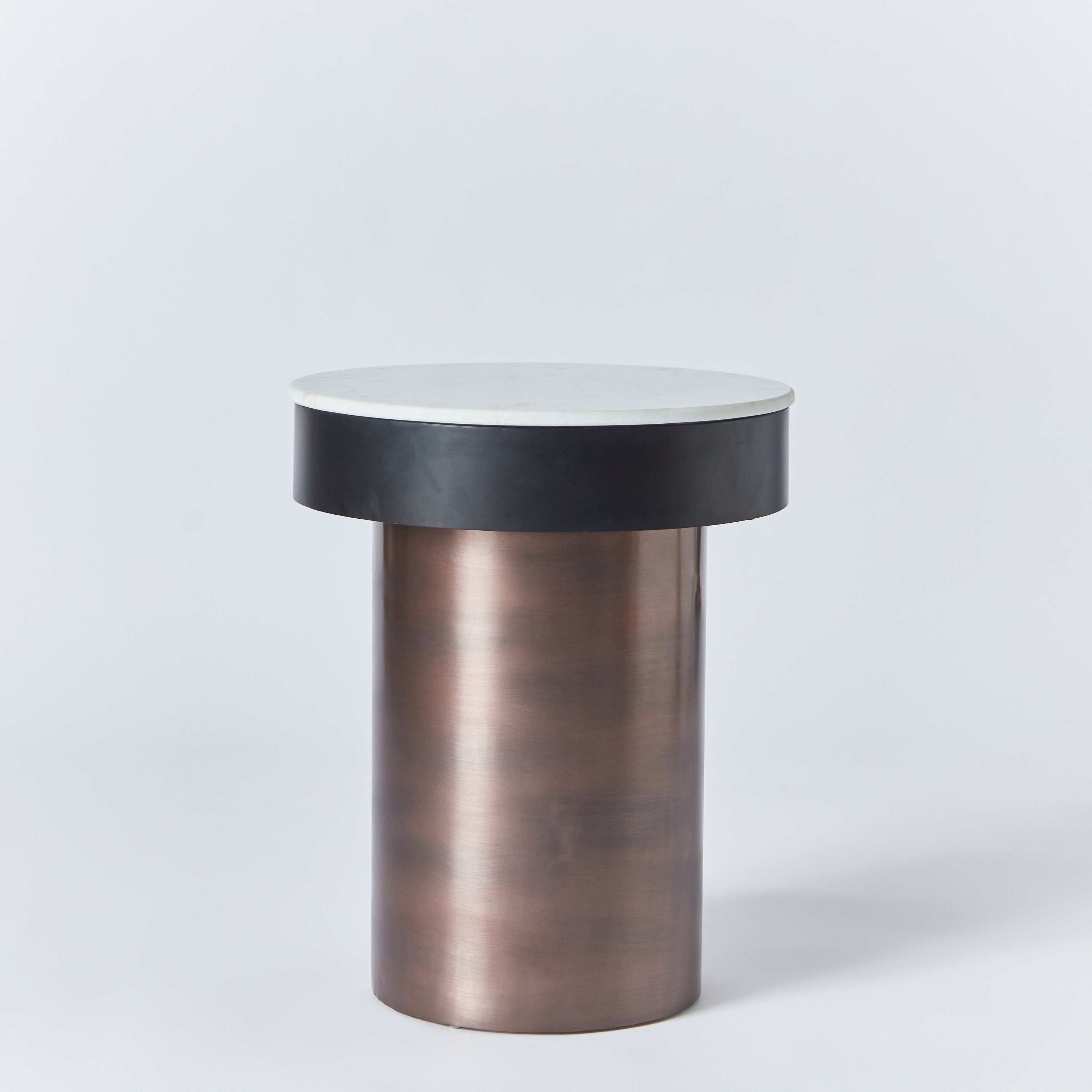 طاولة جانبية بسطح من الرخام الأصلي - باريل من فيندرا-hbxfurniture-livingroom-endtables-image-7