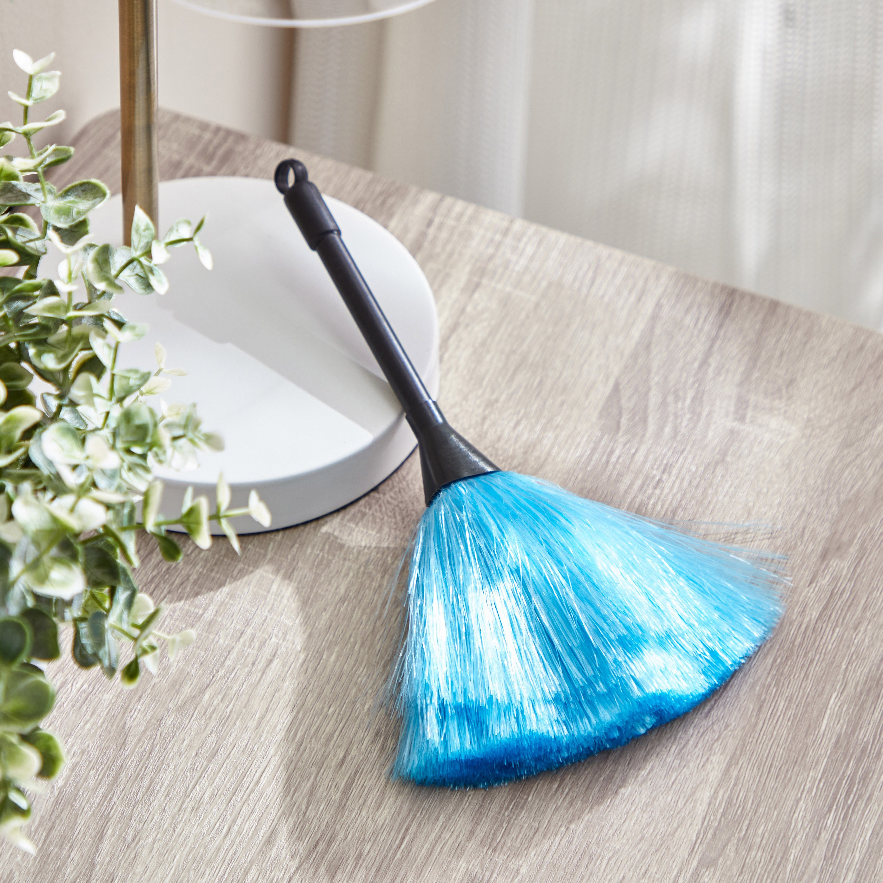 Feather Duster-PROMO_HB_AE_B1G1_250925-image-1