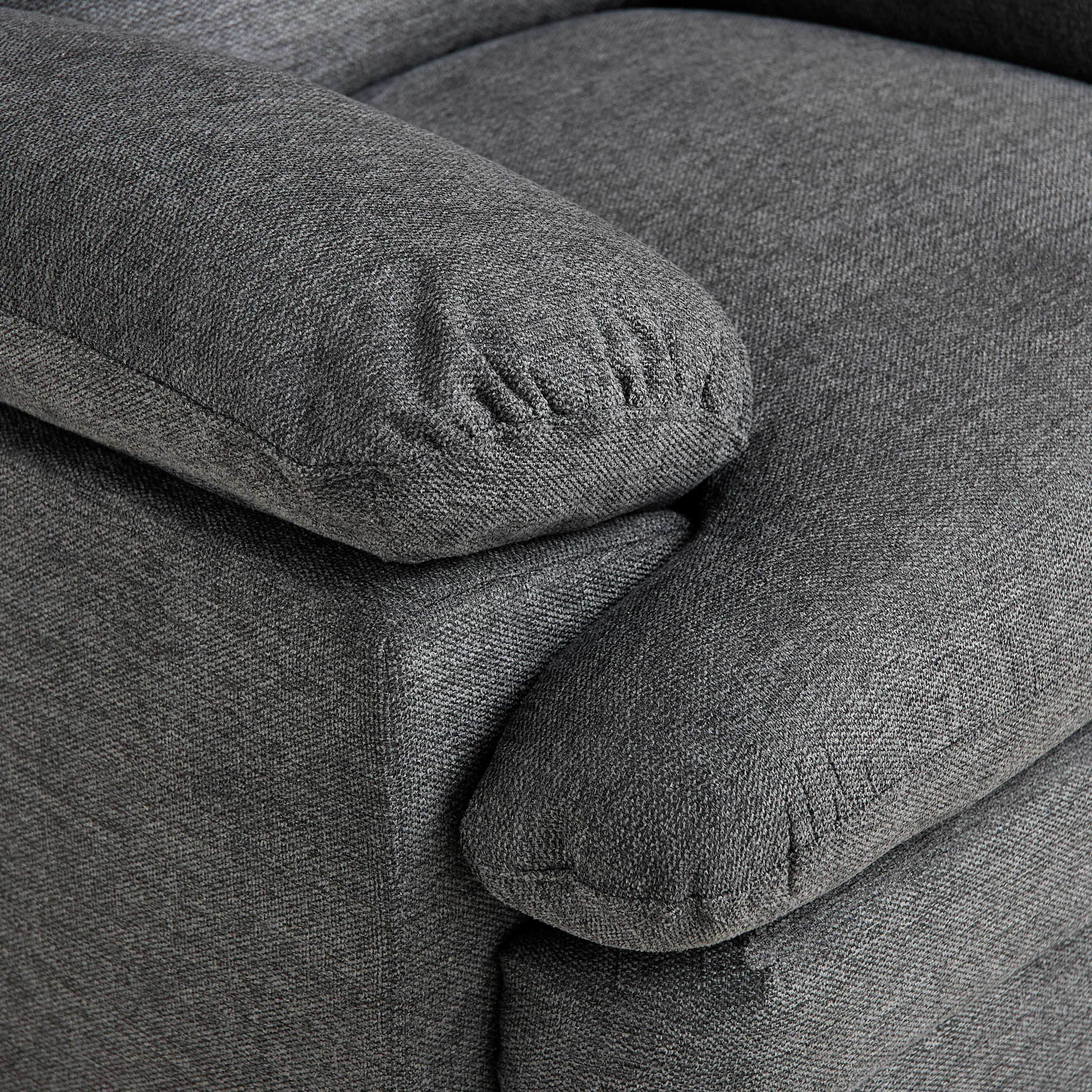 كرسي قماش بمساند ذراعين من بالي لامو-hbxlivingroom-sofasandarmchairs-sofas-image-6
