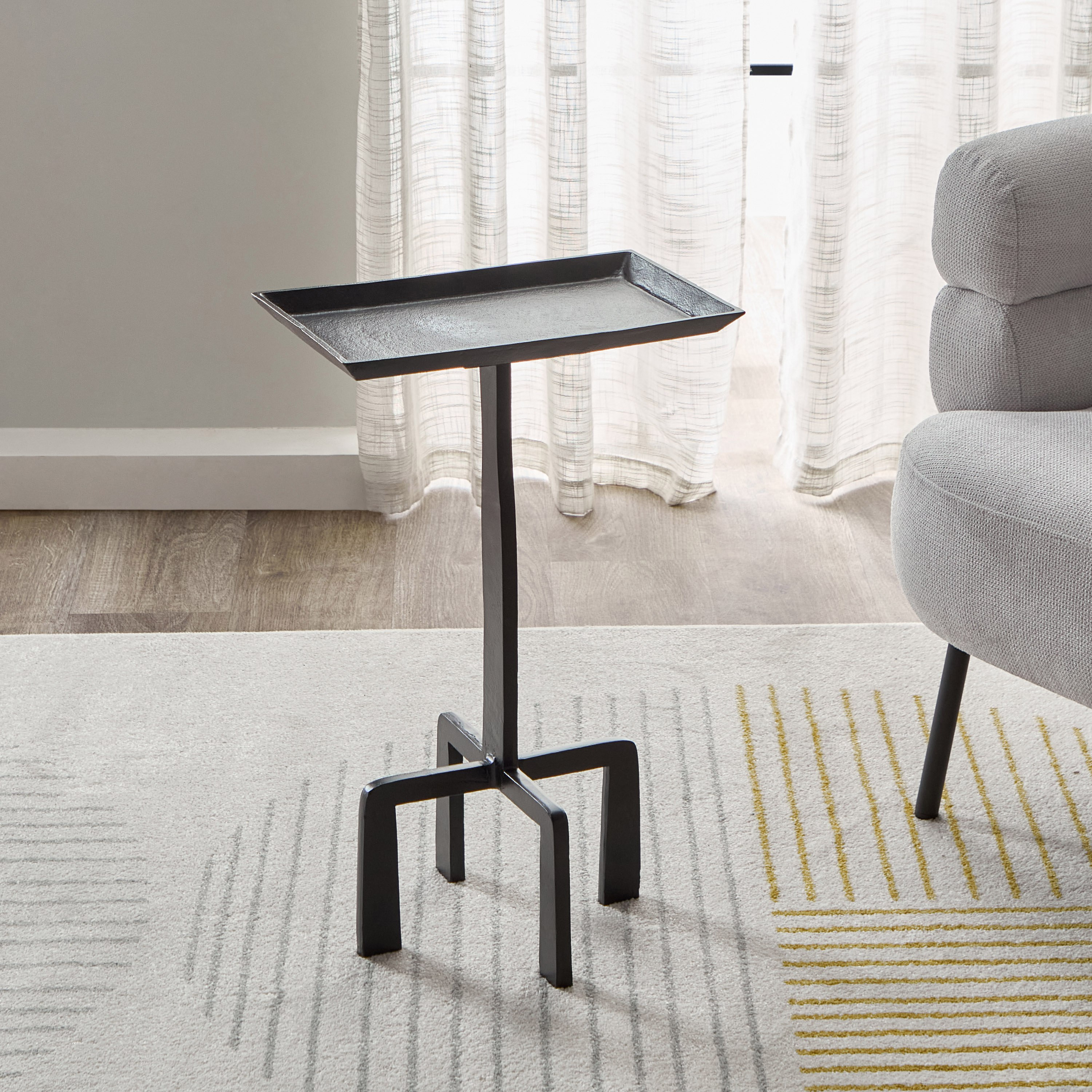 طاولة من الألومنيوم المصبوب - هومال من فيندرا -hbxfurniture-livingroom-endtables-image-2
