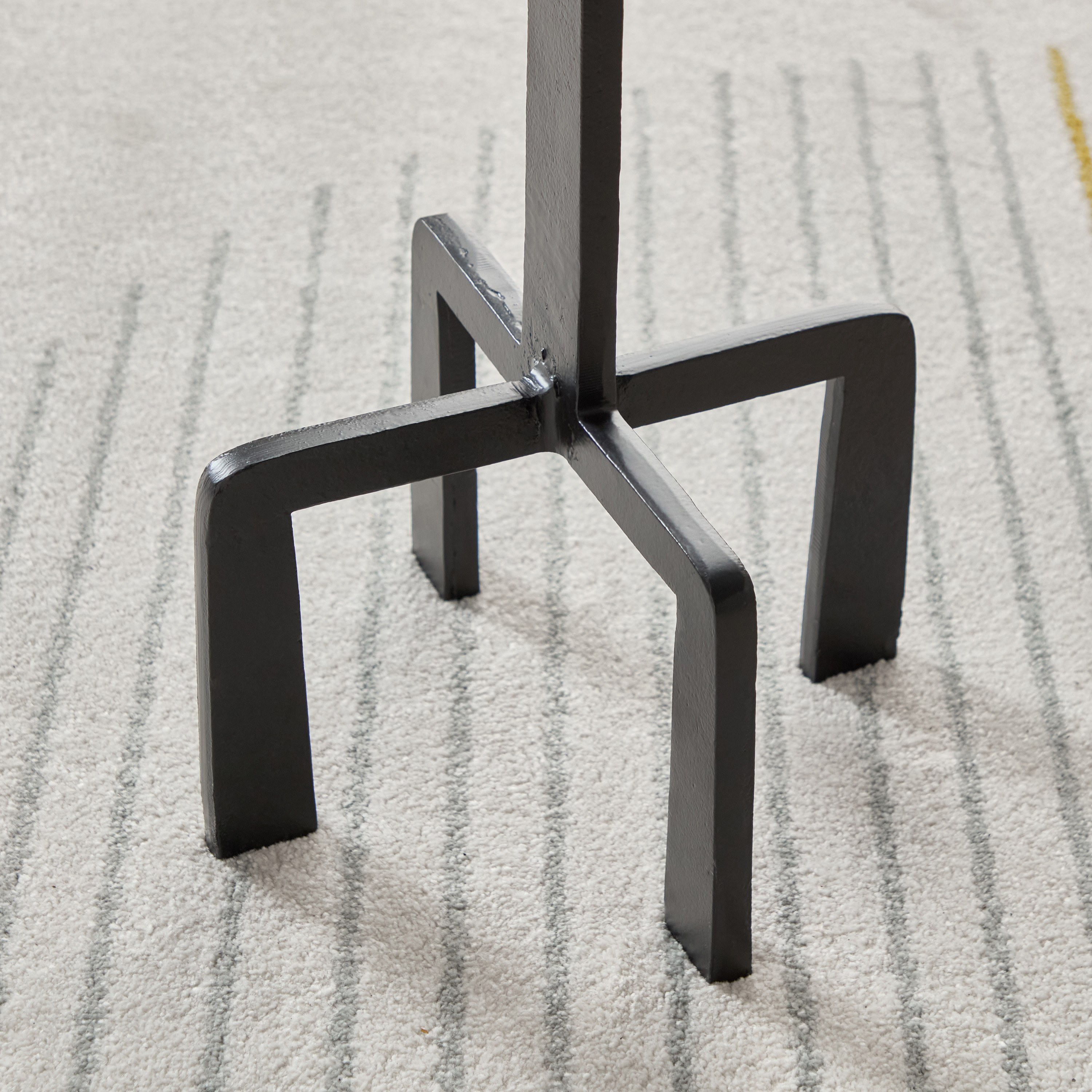 طاولة من الألومنيوم المصبوب - هومال من فيندرا -hbxfurniture-livingroom-endtables-image-3