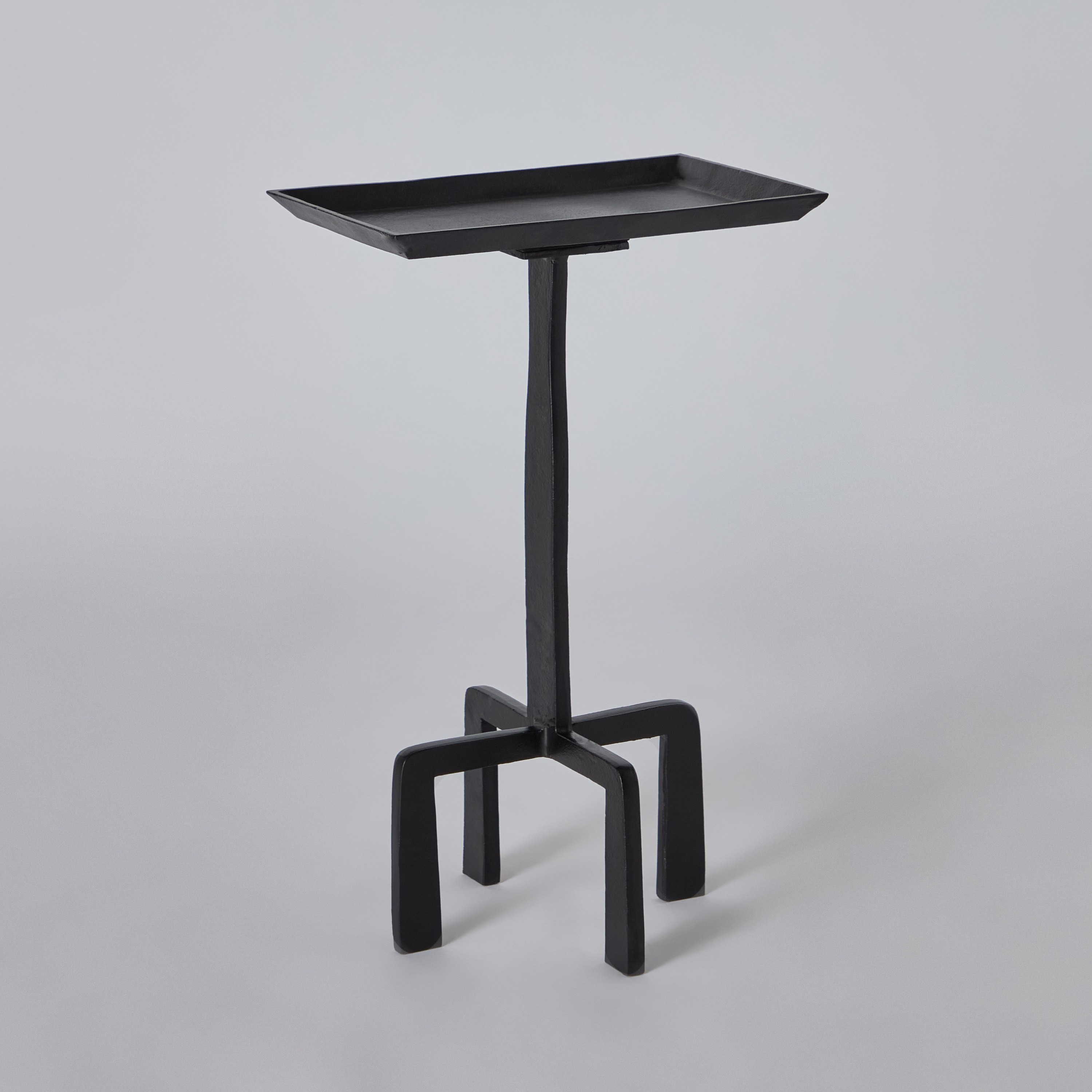 طاولة من الألومنيوم المصبوب - هومال من فيندرا -hbxfurniture-livingroom-endtables-image-6