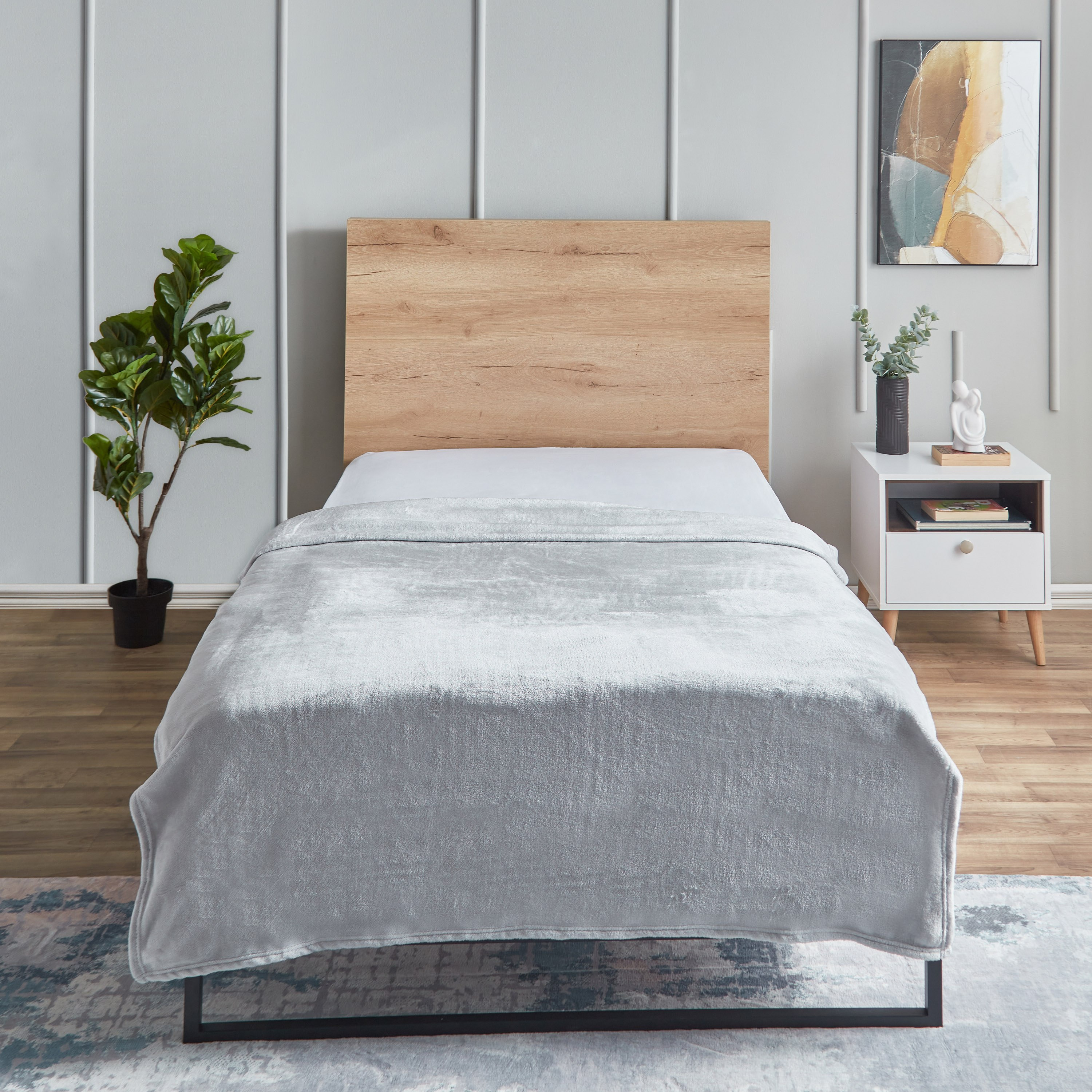 بطانية كوين فلانيل سادة من نوفا - 200x220 سم-hbxhomeware-hbxbedroom-image-2