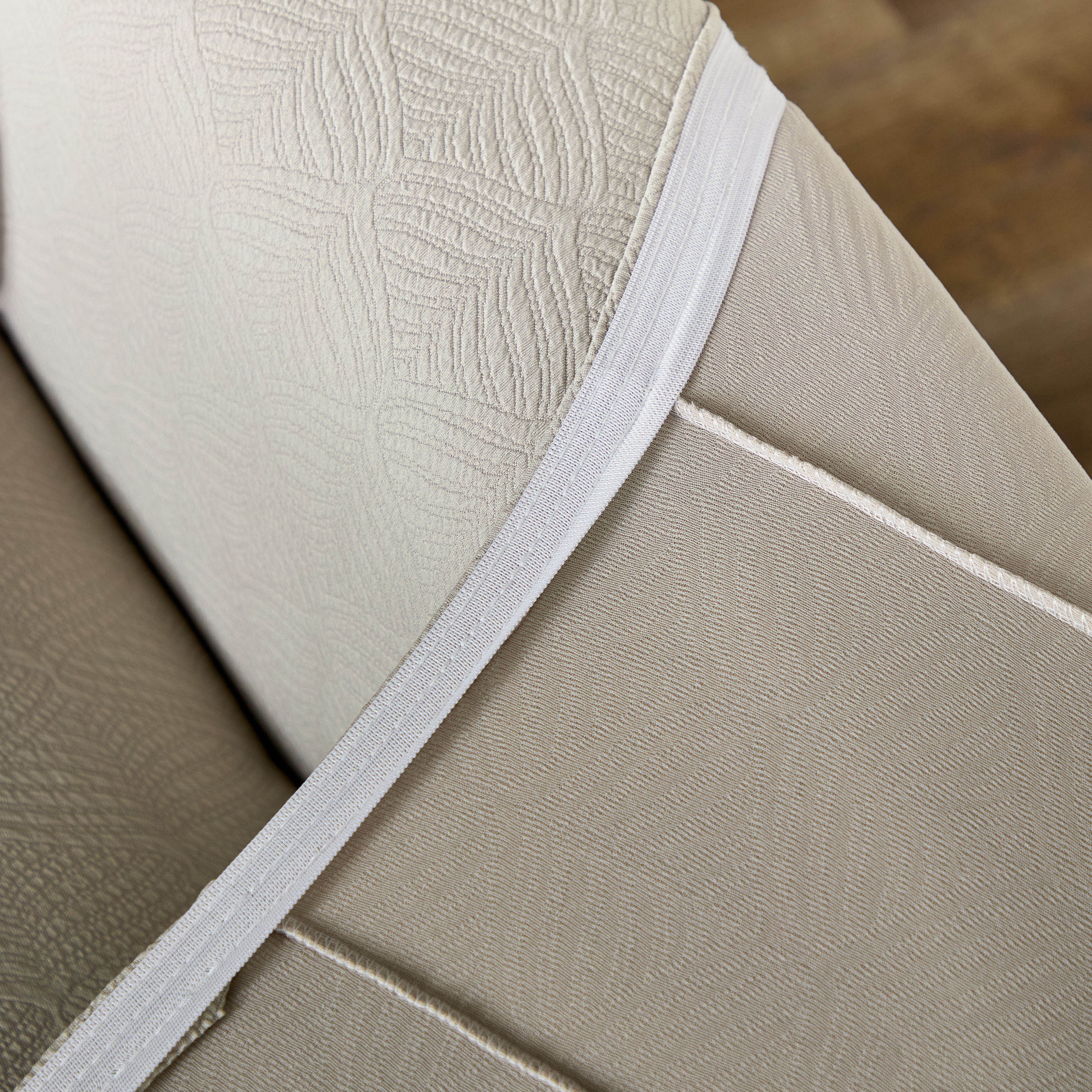 Essential 1-Seater Sofa Cover - 75-115 cm-PROMO_HB_AE_B1G1_250925-image-5