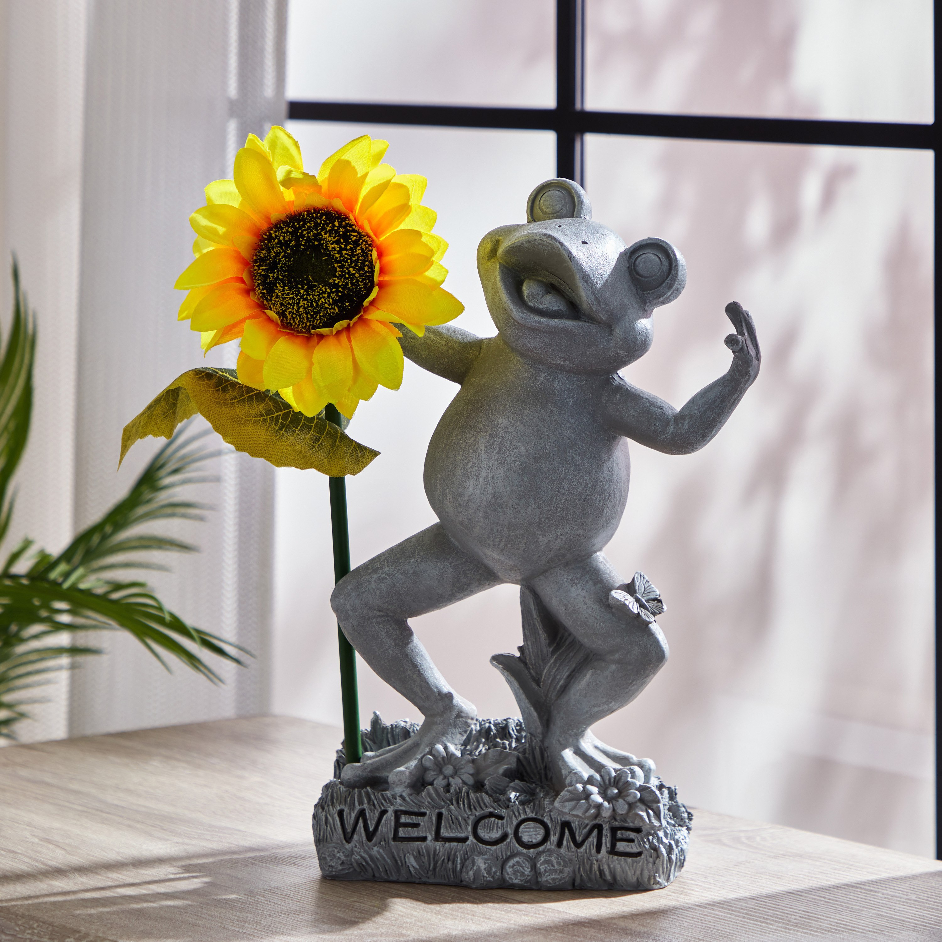 قطعة ديكور بتصميم الضفدع الراقص بإضاءة الشمسية من أسترايل - 30x13x34 سم-hbxhomeware-hbxdecorandfurnishings-image-2