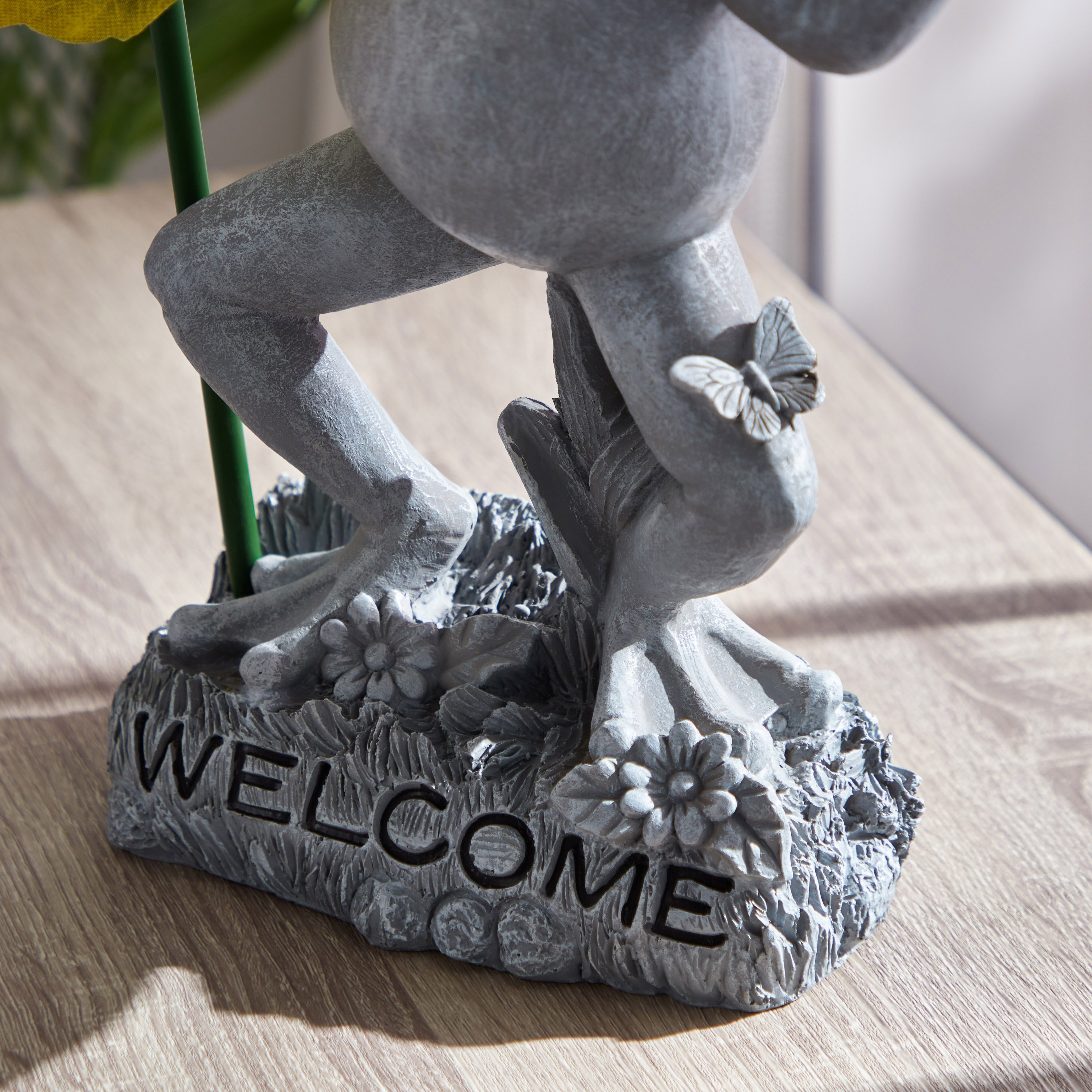 قطعة ديكور بتصميم الضفدع الراقص بإضاءة الشمسية من أسترايل - 30x13x34 سم-hbxhomeware-hbxdecorandfurnishings-image-4