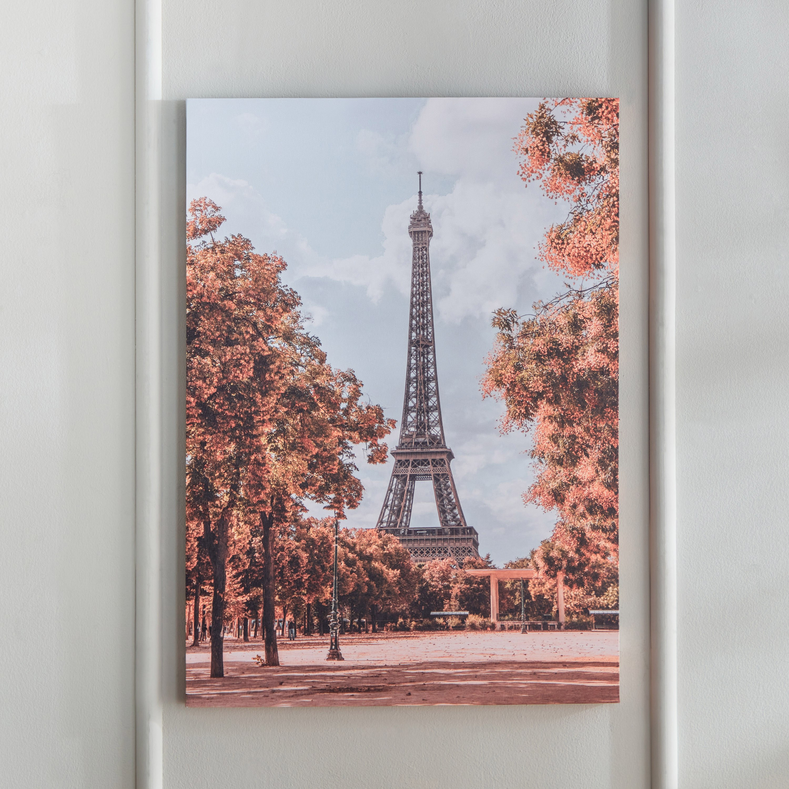 زينة حائط كانفاس بطبعات من أيكا - 50x70x2.5 سم-hbxhomeware-hbxdecorandfurnishings-image-2