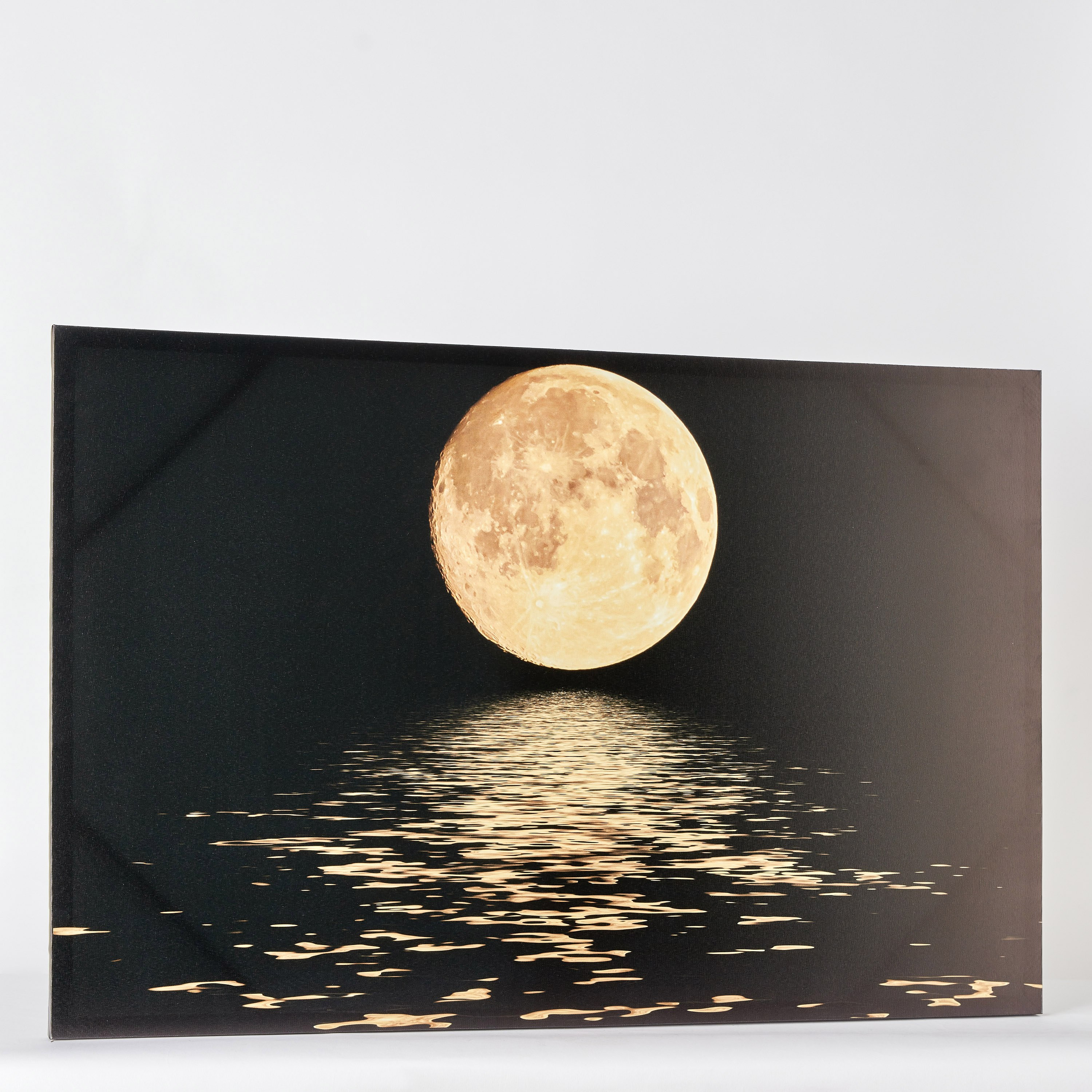 زينة حائط كانفاس مؤطرة بطبعات من أيكا - 60x90x2.5 سم-hbxhomeware-hbxdecorandfurnishings-image-6