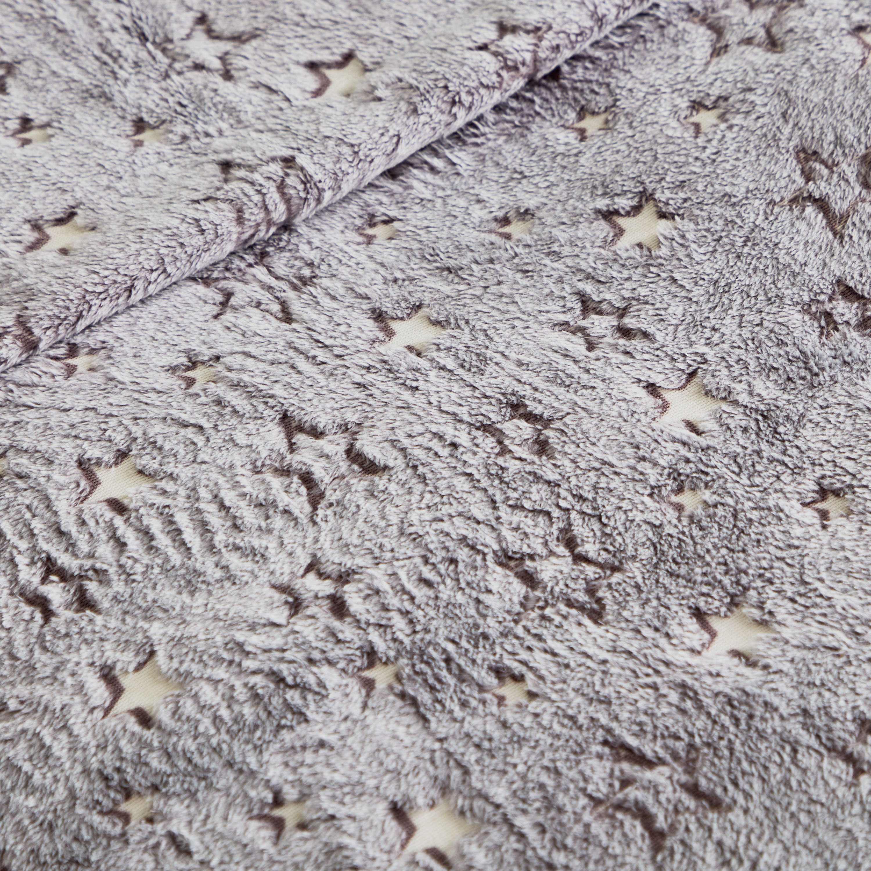 Arcade Star Glow in the Dark Flannel Blanket - 120x160 cm-hbxhomeware-hbxkidsandyouth-image-4