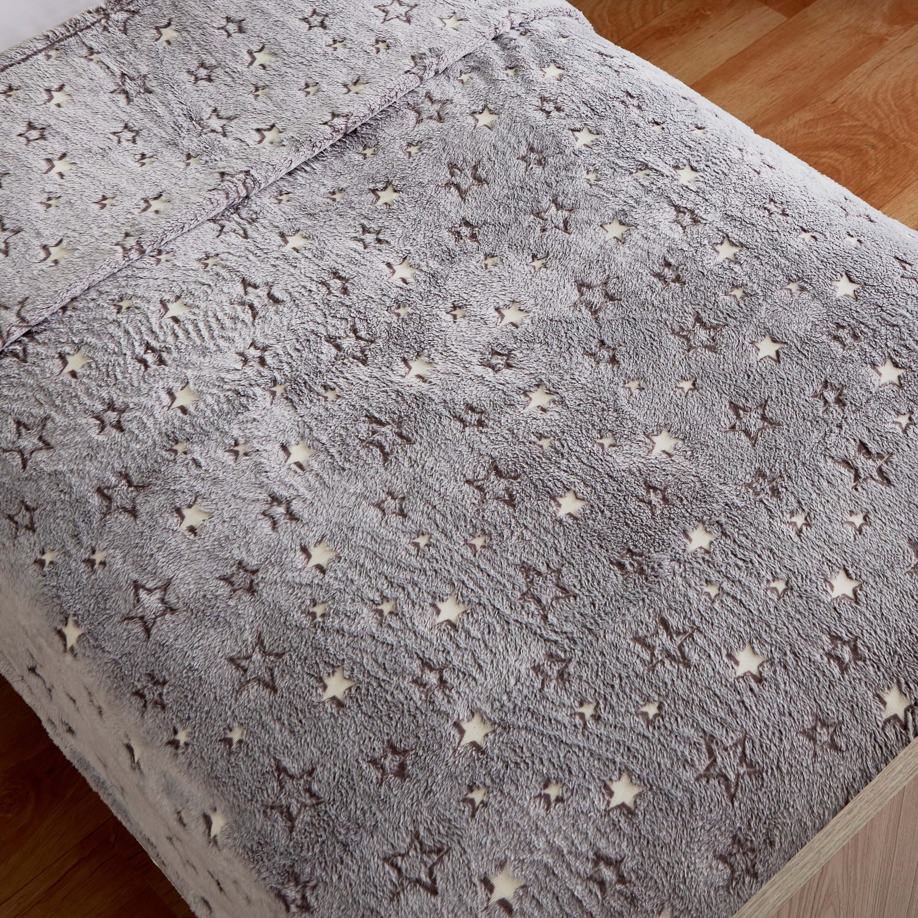 Arcade Star Glow in the Dark Flannel Blanket - 120x160 cm-hbxhomeware-hbxkidsandyouth-image-5
