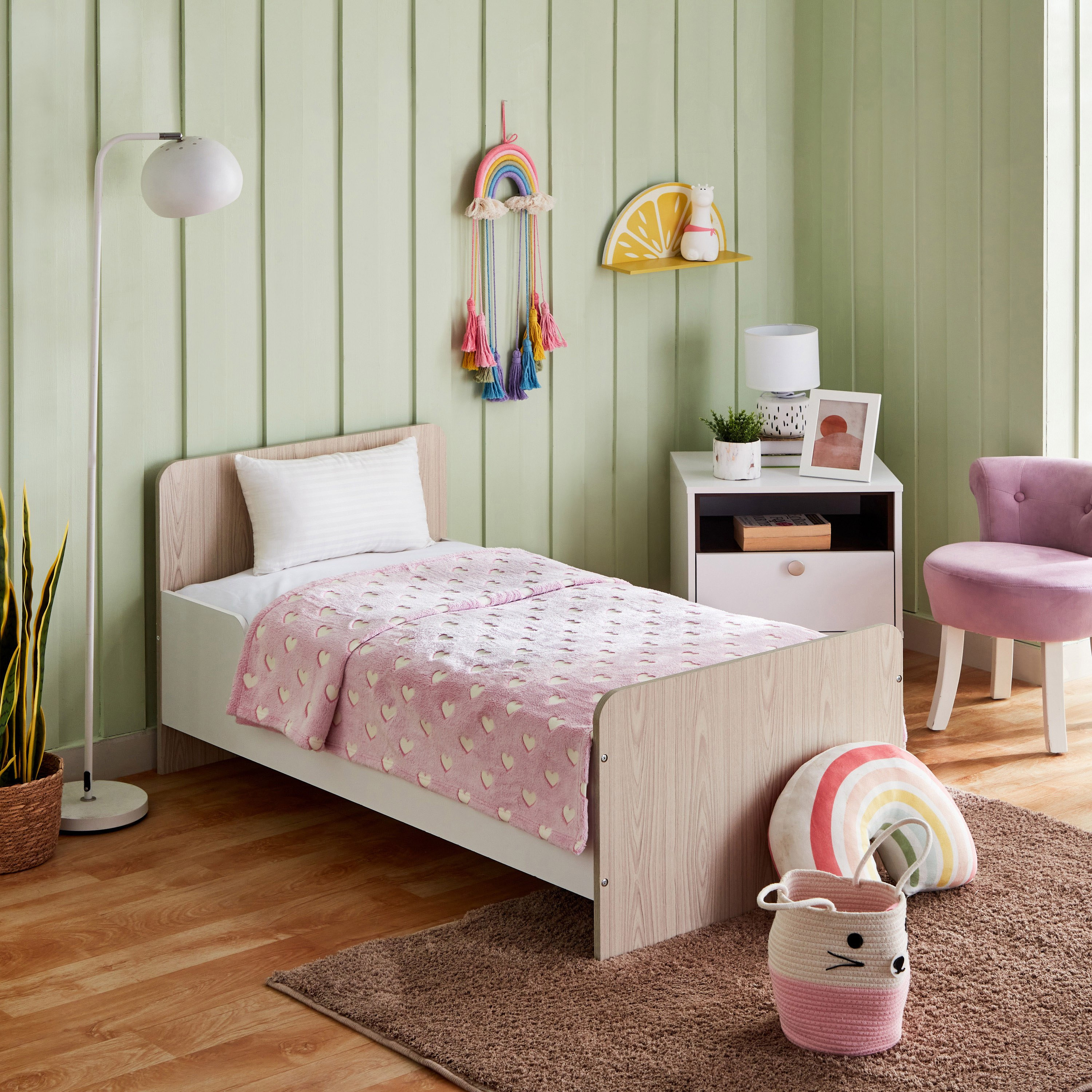 Flutterby Hearts Glow in the Dark Flannel Blanket - 120x160 cm-hbxhomeware-hbxkidsandyouth-image-8