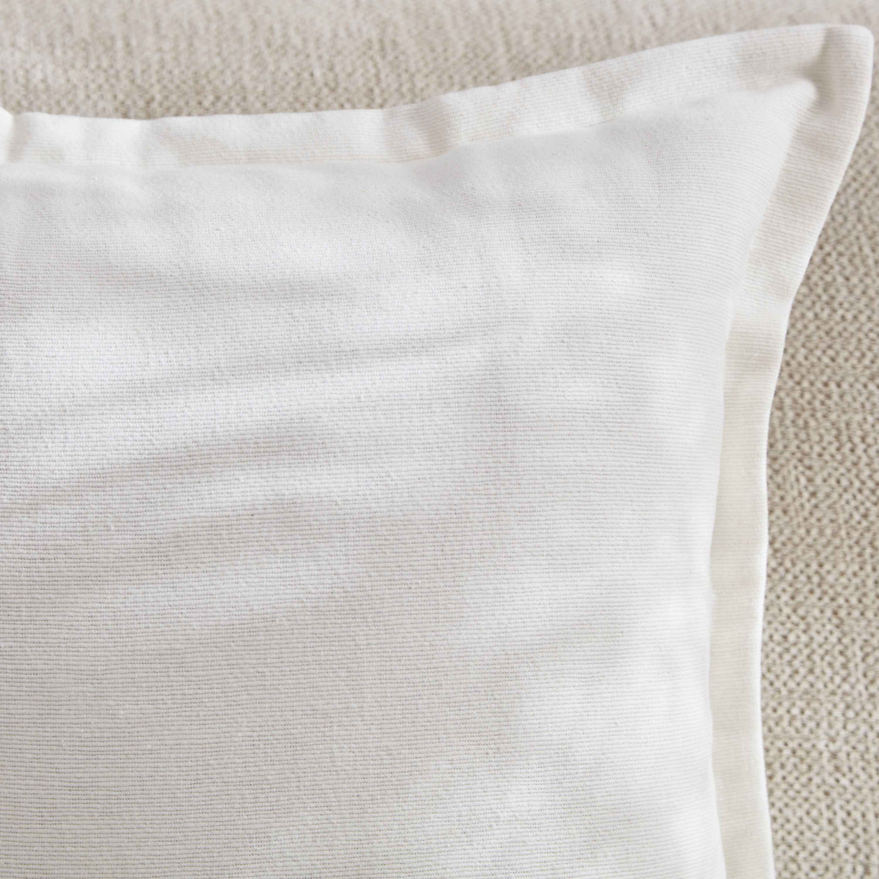 غطاء وسادة سادة مضلع من أتلانتا إزرا - 40x40 سم-hbxhomeware-cushionsandcovers-cushioncovers-image-2