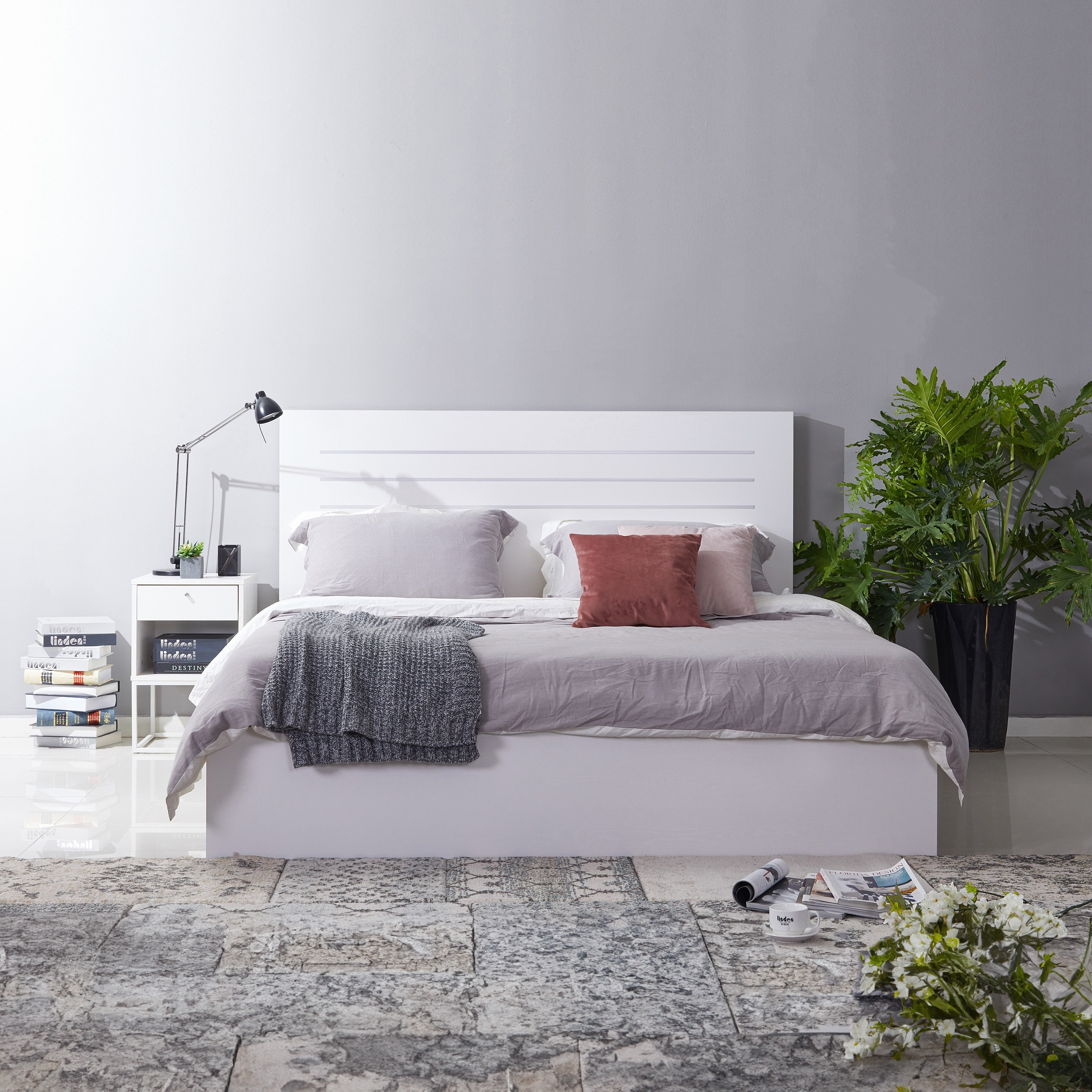 سرير كينج بمساحة تخزين هيدروليك من باتارا - 180x200 سم-hbxfurniture-bedsandbedsets-beds-king-image-1