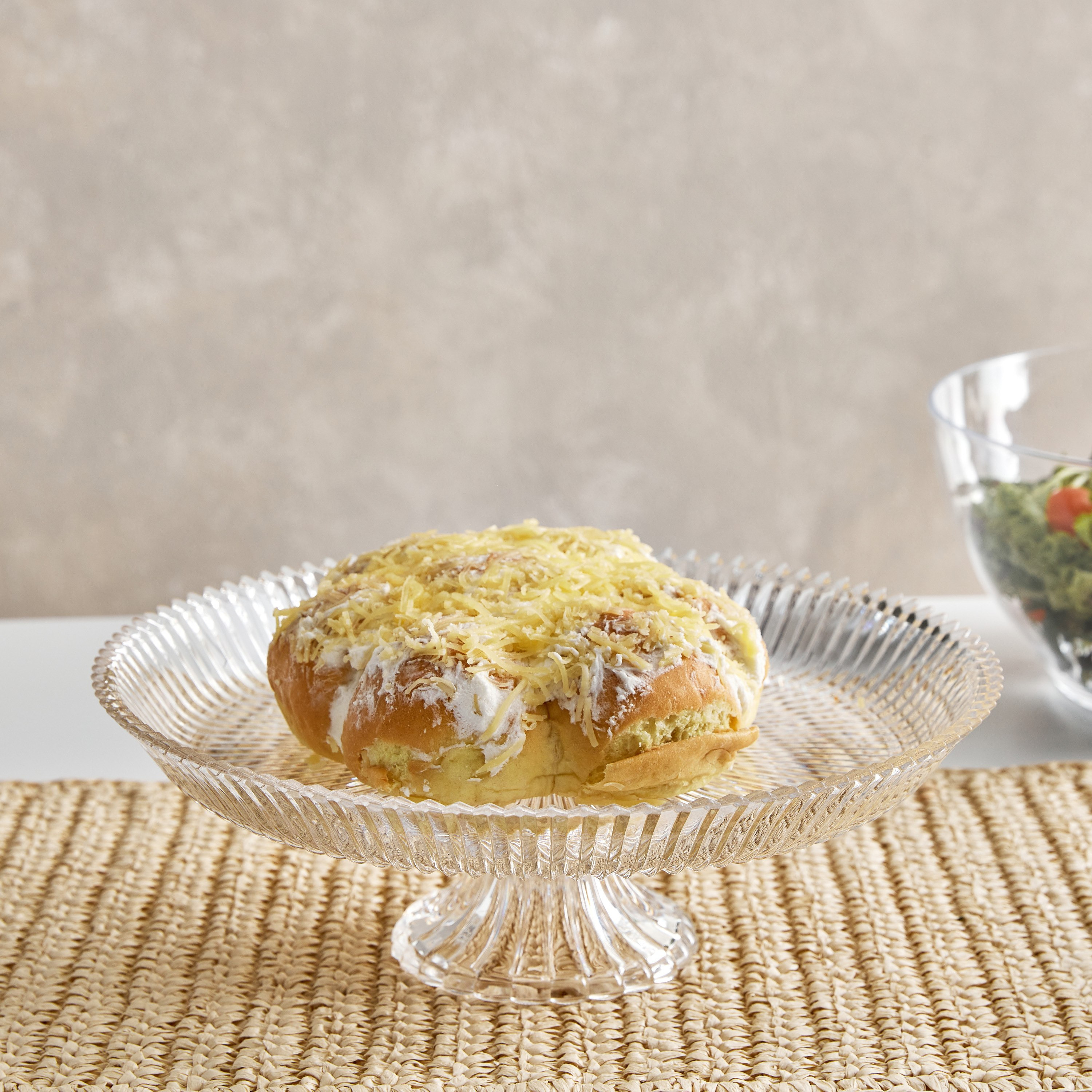 صحن كيك من كريستا - 30 سم-hbxdecorandfurnishings-tabletop-serveware-image-1