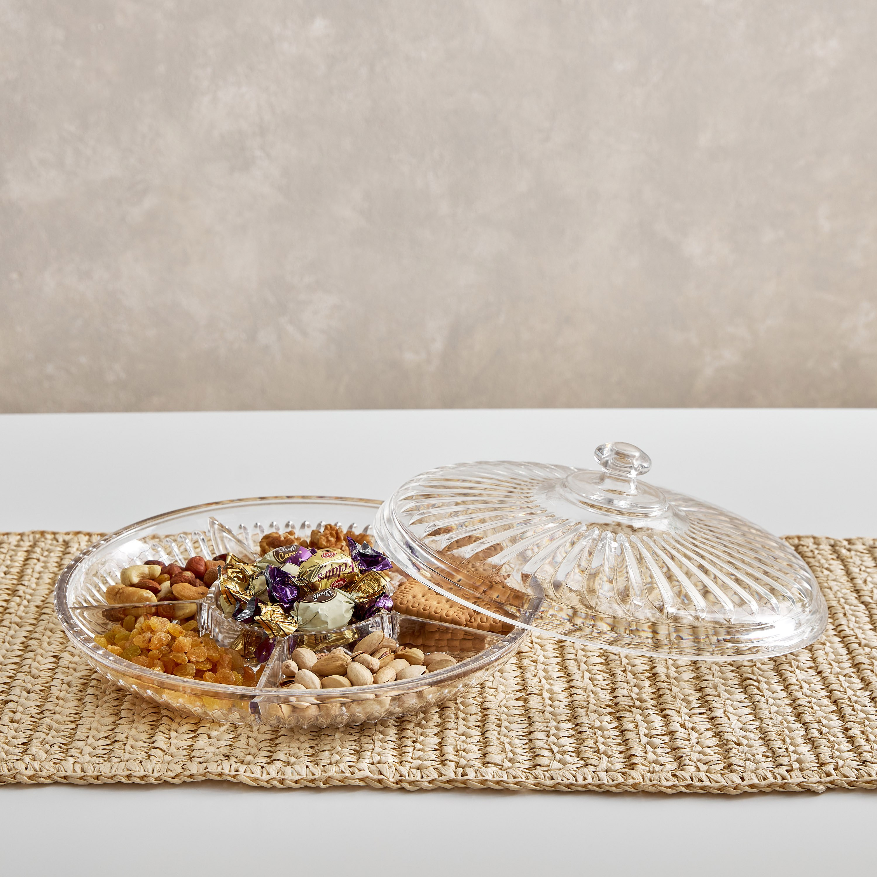 صحن مقسّم أكريليك من كريستا - 26 سم-hbxdecorandfurnishings-tabletop-serveware-image-1