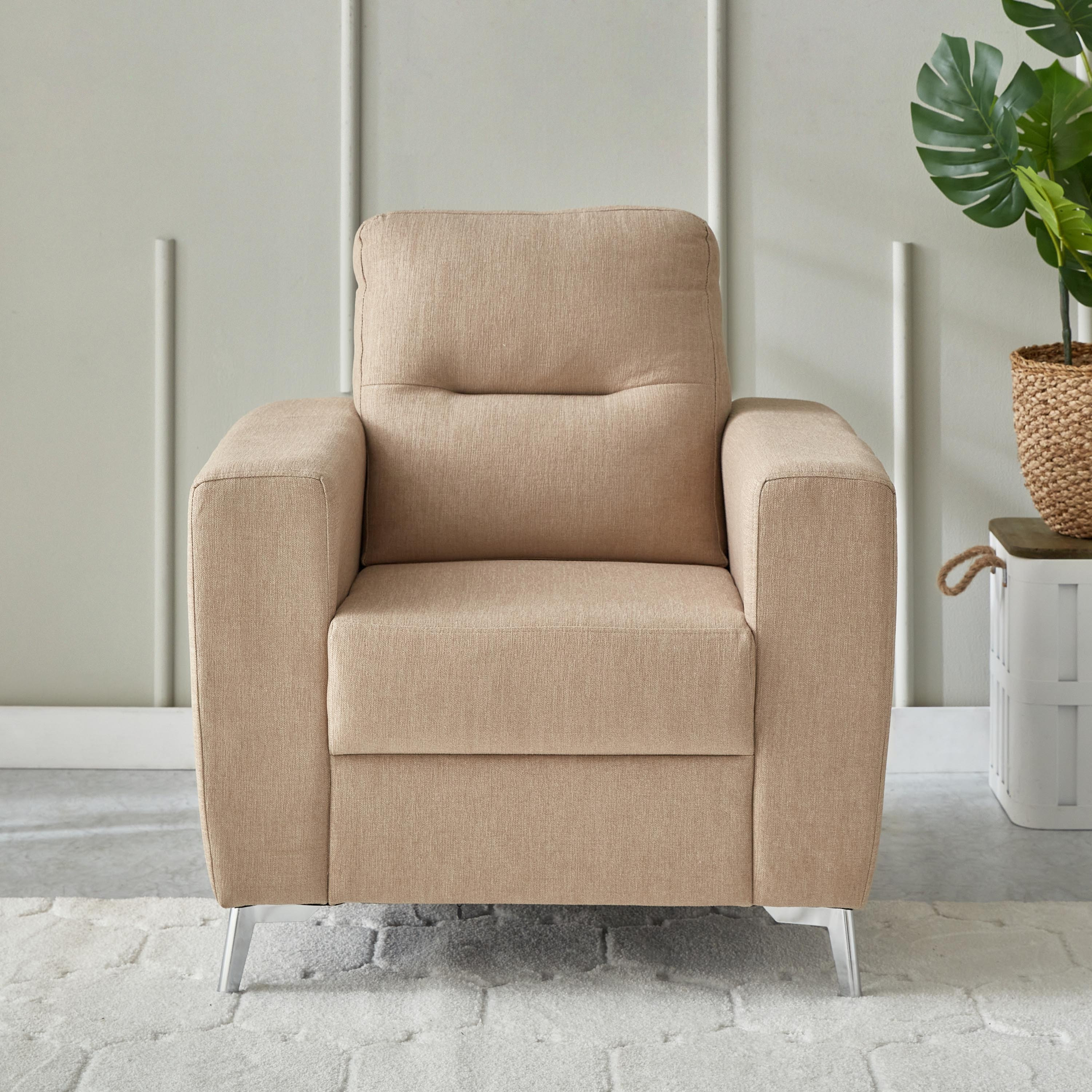 كرسي قماش بمساند ذراعين من ستاسيا-hbxlivingroom-sofasandarmchairs-sofas-image-2