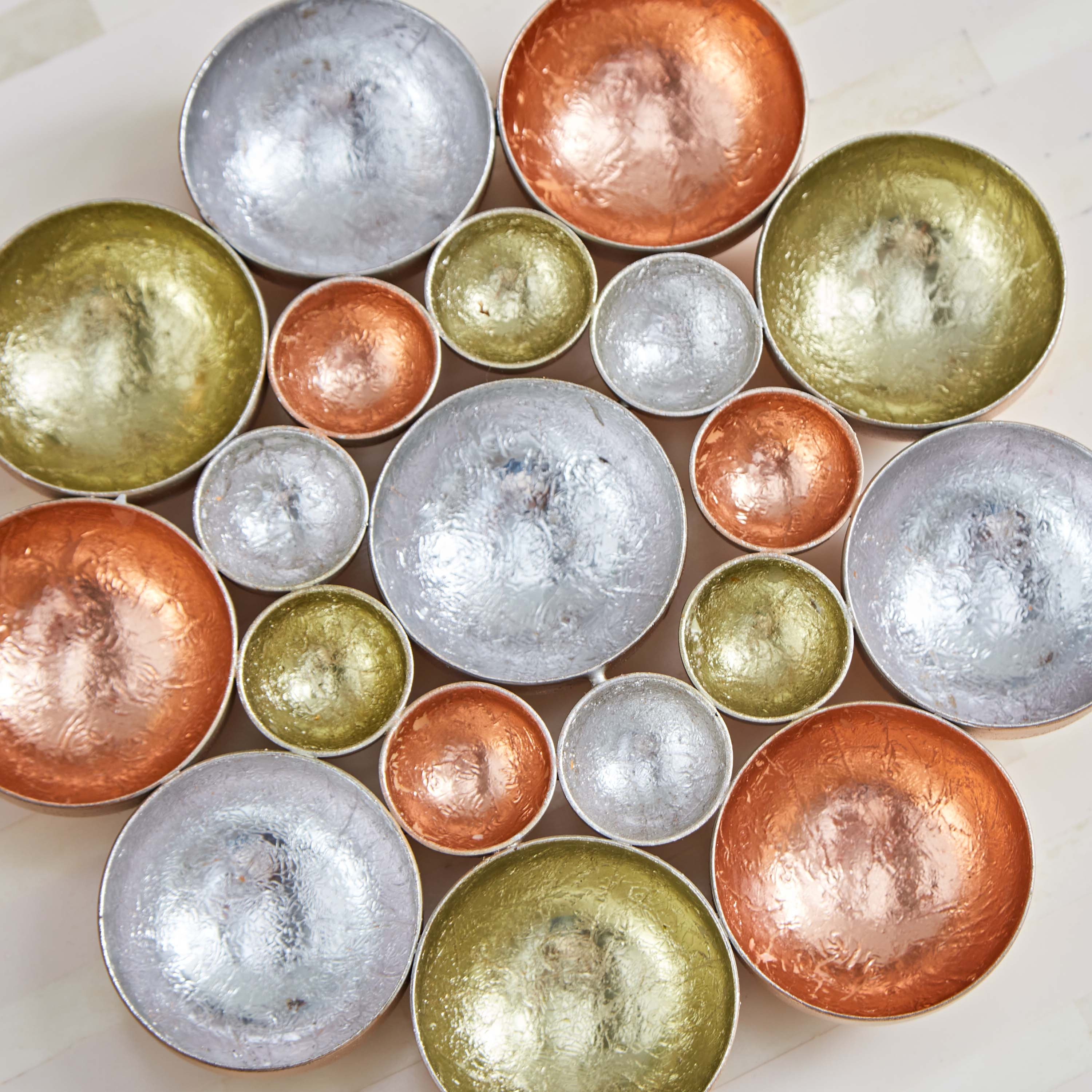 حامل شموع طاولة معدني بتصميم زهرة من زوها - 20x20x3 سم-hbxlivingroom-decorandaccessories-candleholders-image-3
