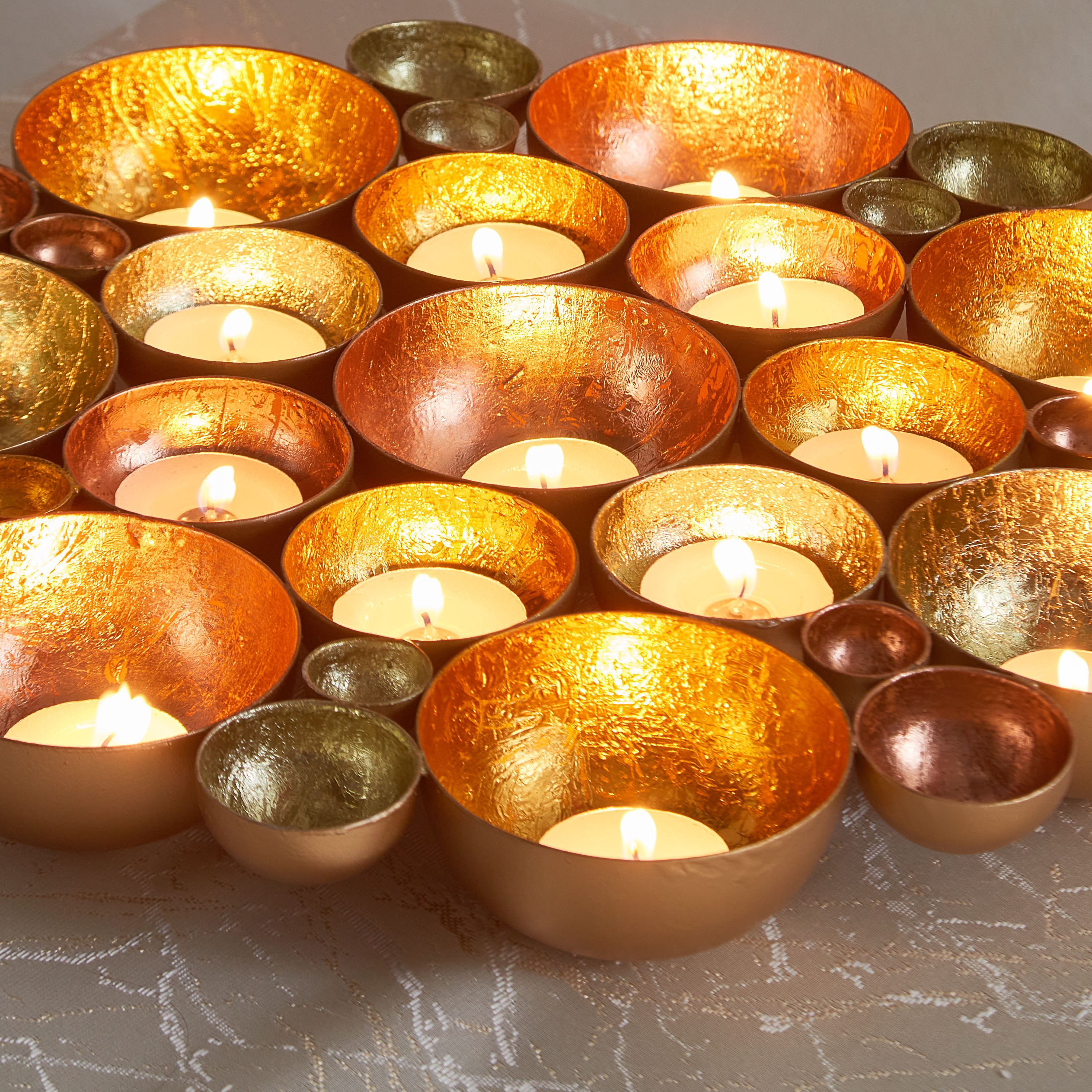 حامل شموع صغيرة معدني للطاولة بتصميم زهرة من زوها - 30x30x4 سم-hbxlivingroom-decorandaccessories-candleholders-image-3