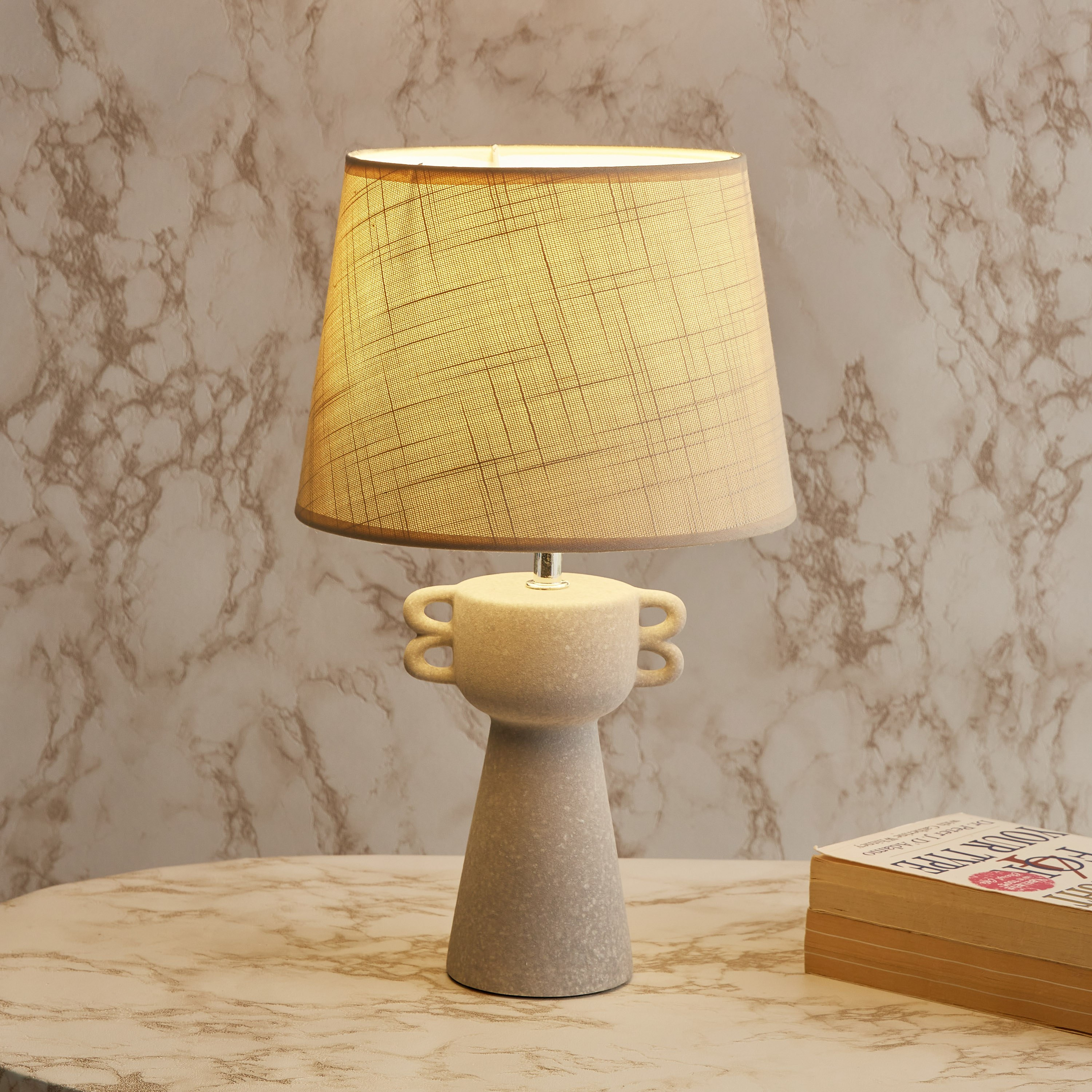 مصباح طاولة سيراميك من أنيا - 23x23x37 سم-hbxlivingroom-lighting-tablelamps-image-2