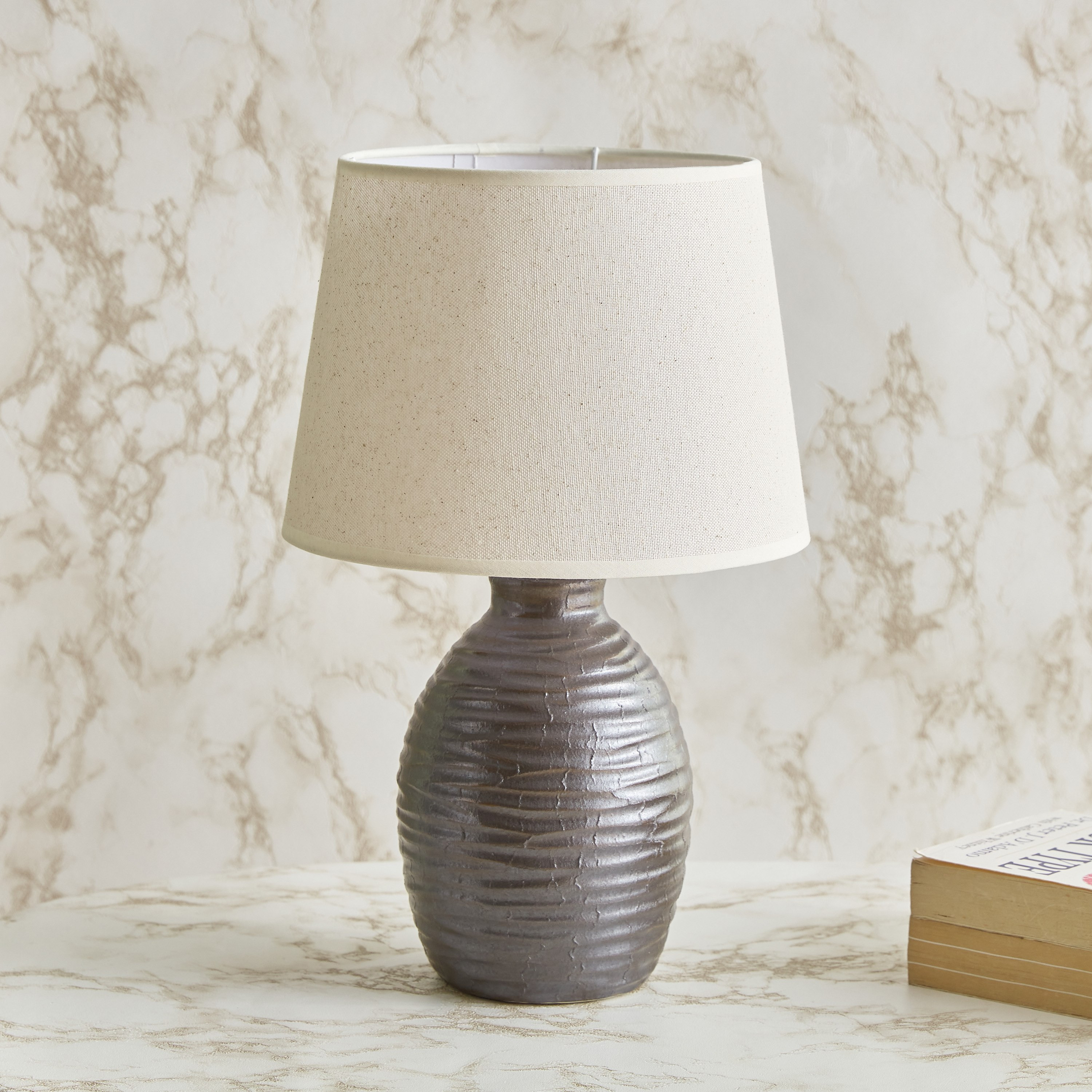 مصباح طاولة سيراميك من أنيا - 23x23x40 سم-hbxlivingroom-lighting-tablelamps-image-1