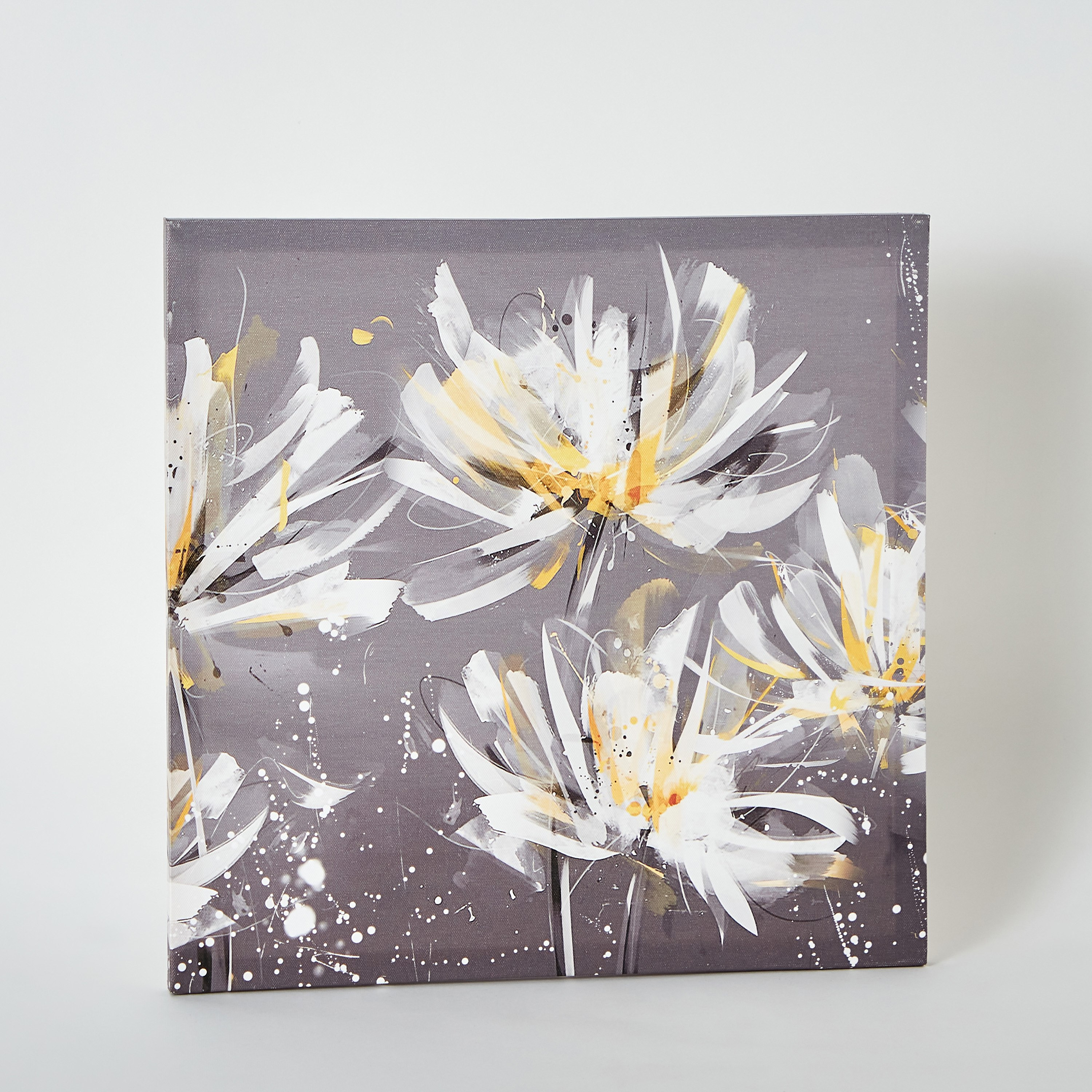 لوحة كانفاس مؤطرة بطبعات زهور من إلمير-hbxhomeware-hbxdecorandfurnishings-image-6