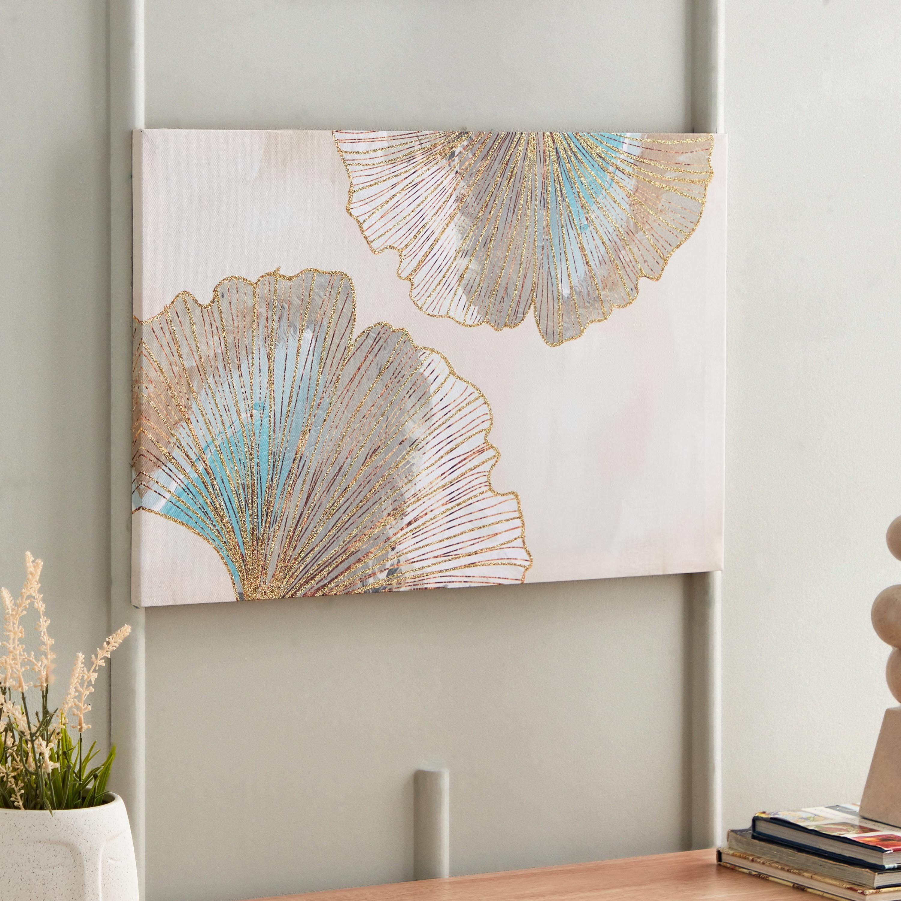 زينة حائط بطبعات جليتر من سيرينا - 60x1.8x40 سم-hbxhomeware-hbxdecorandfurnishings-image-1