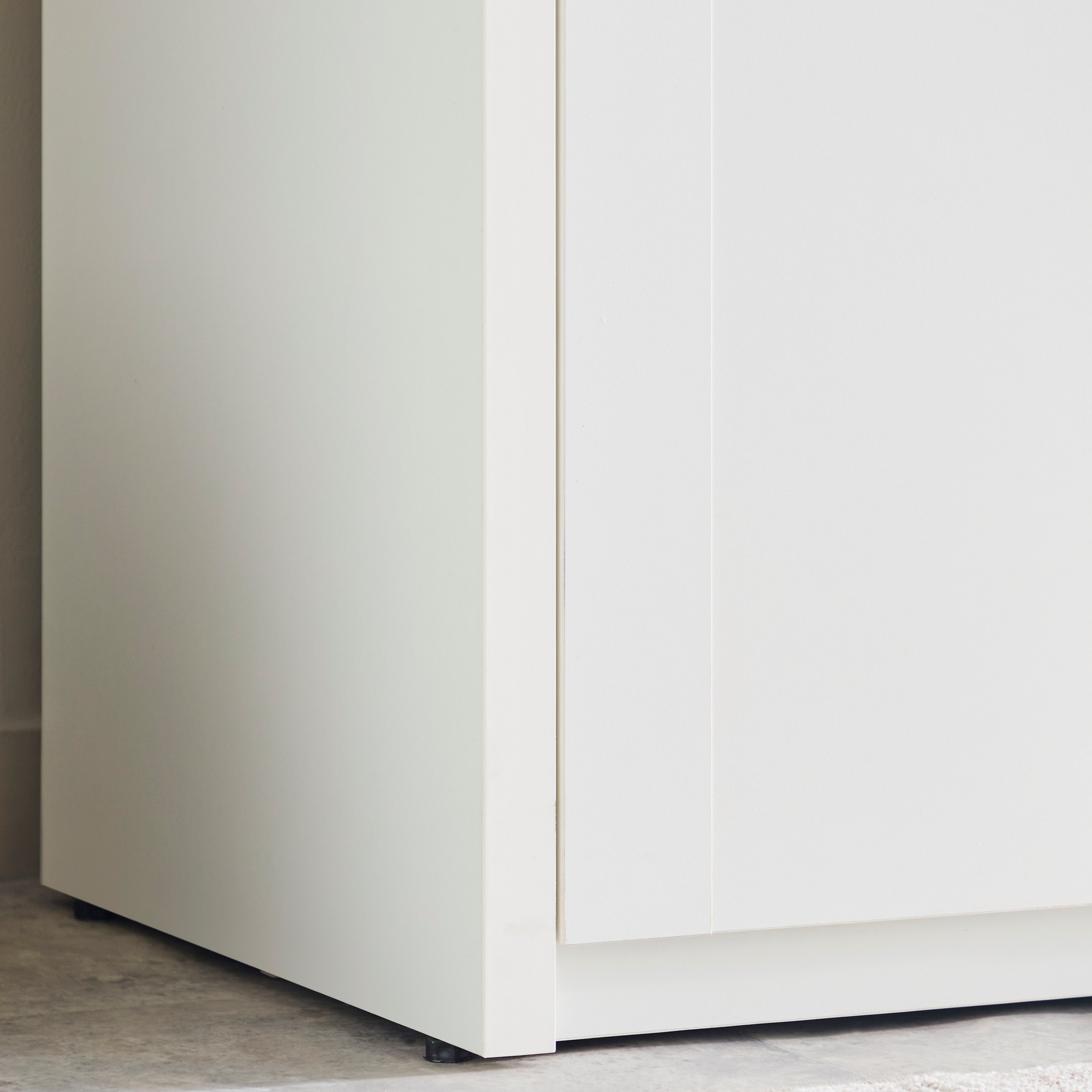 خزانة ملابس 4 أبواب ودرجين ومرآة من فيوجن-hbxfurniture-wardrobes-image-12