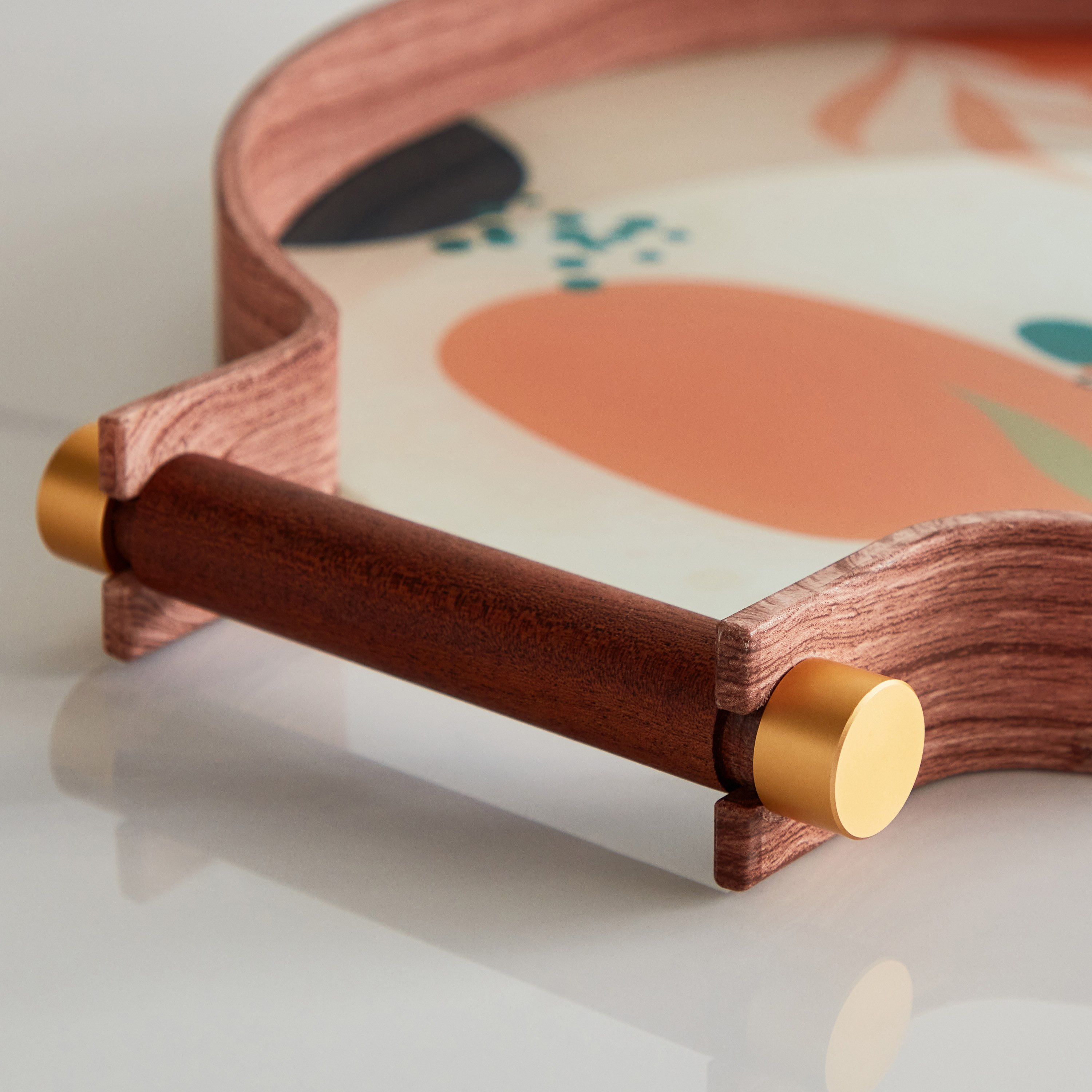 صينية زجاجية مستديرة من فيستا - 39 سم-hbxdecorandfurnishings-tabletop-serveware-image-5