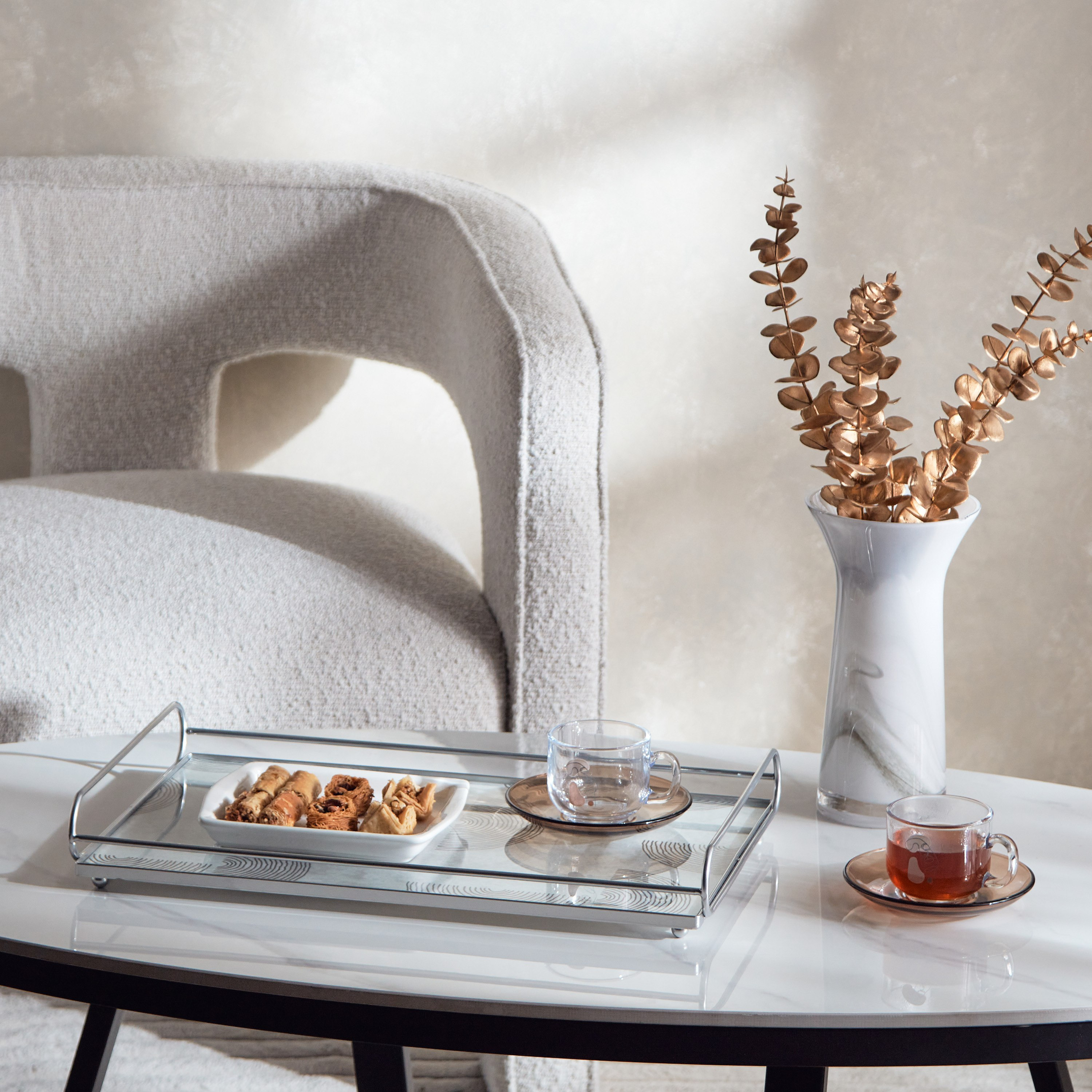 Vista Rectangular Glass Tray - 35 cm-hbxdecorandfurnishings-tabletop-serveware-image-4