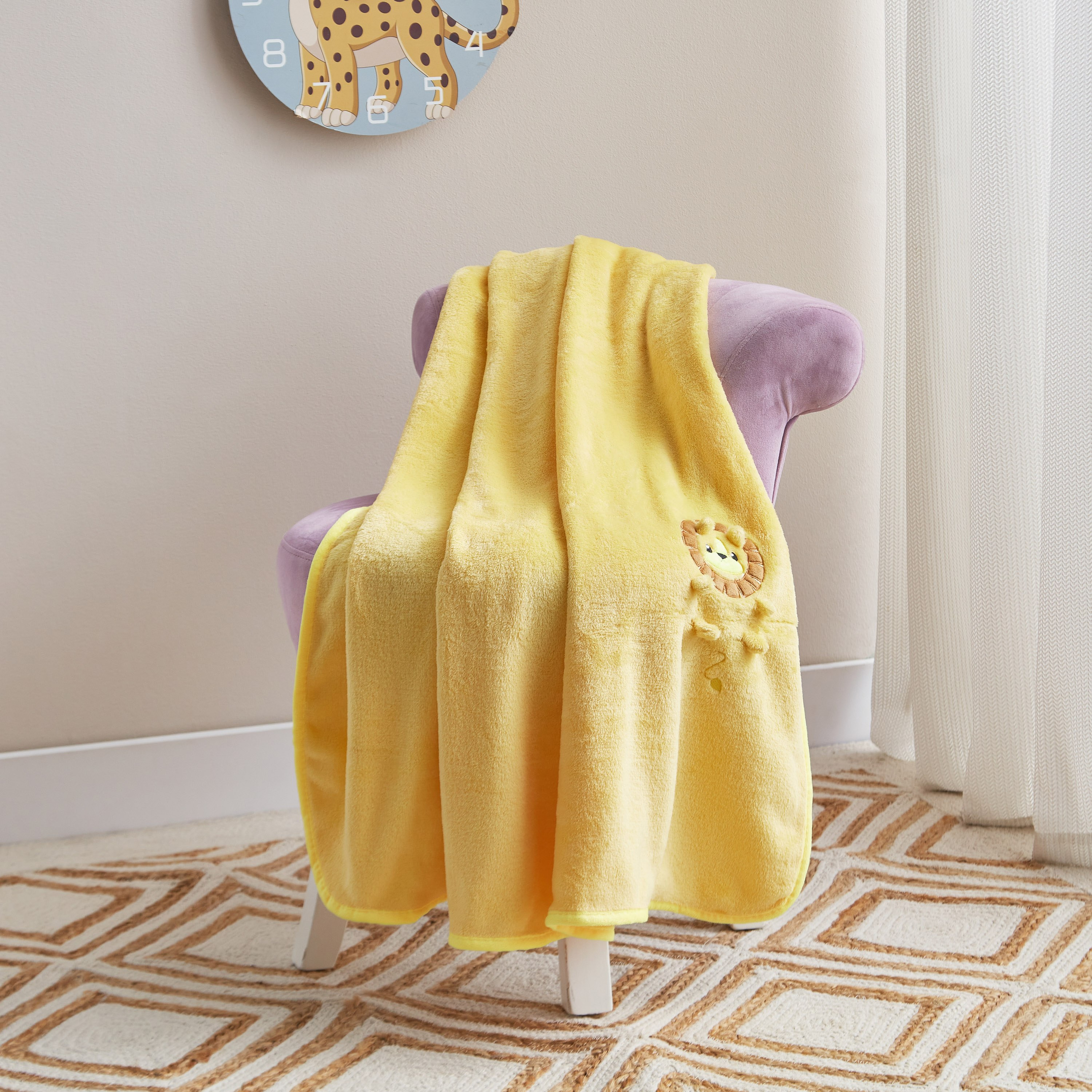 بطانية حفيفة مطرزة بشكل أسد من بلايلاند - 100x100 سم-hbxhomeware-hbxkidsandyouth-image-1
