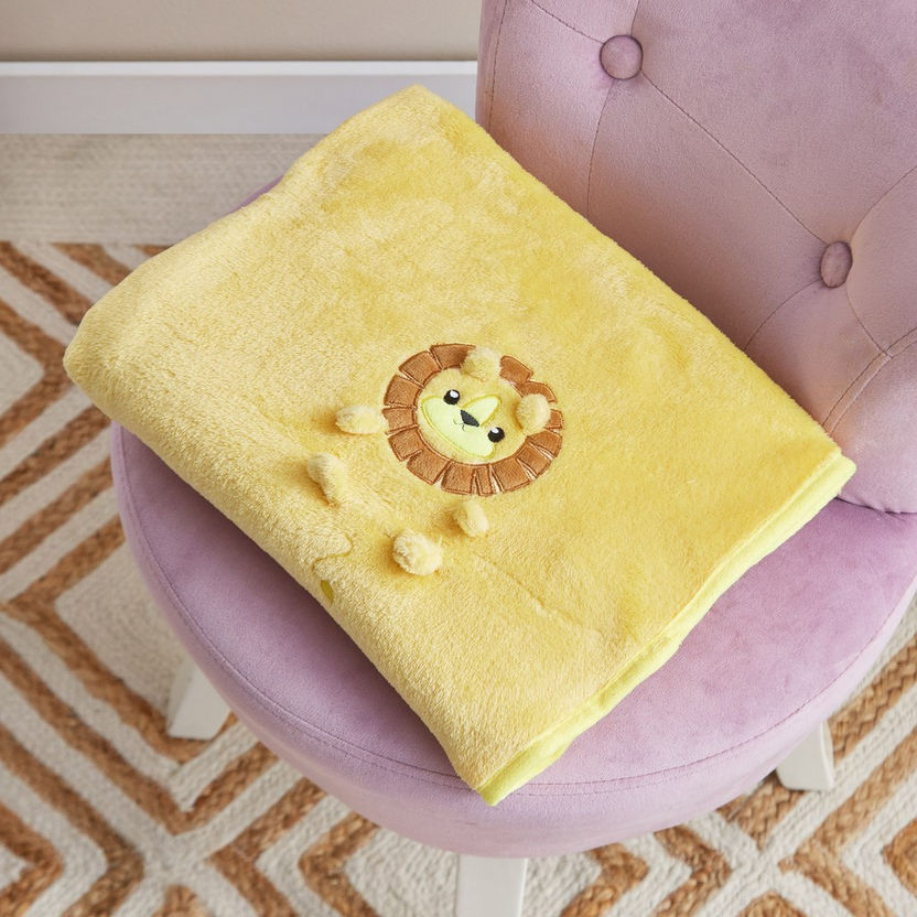 Buy Playland Lion Flannel Embroidery Animal Throw - 100x100 cm Online
