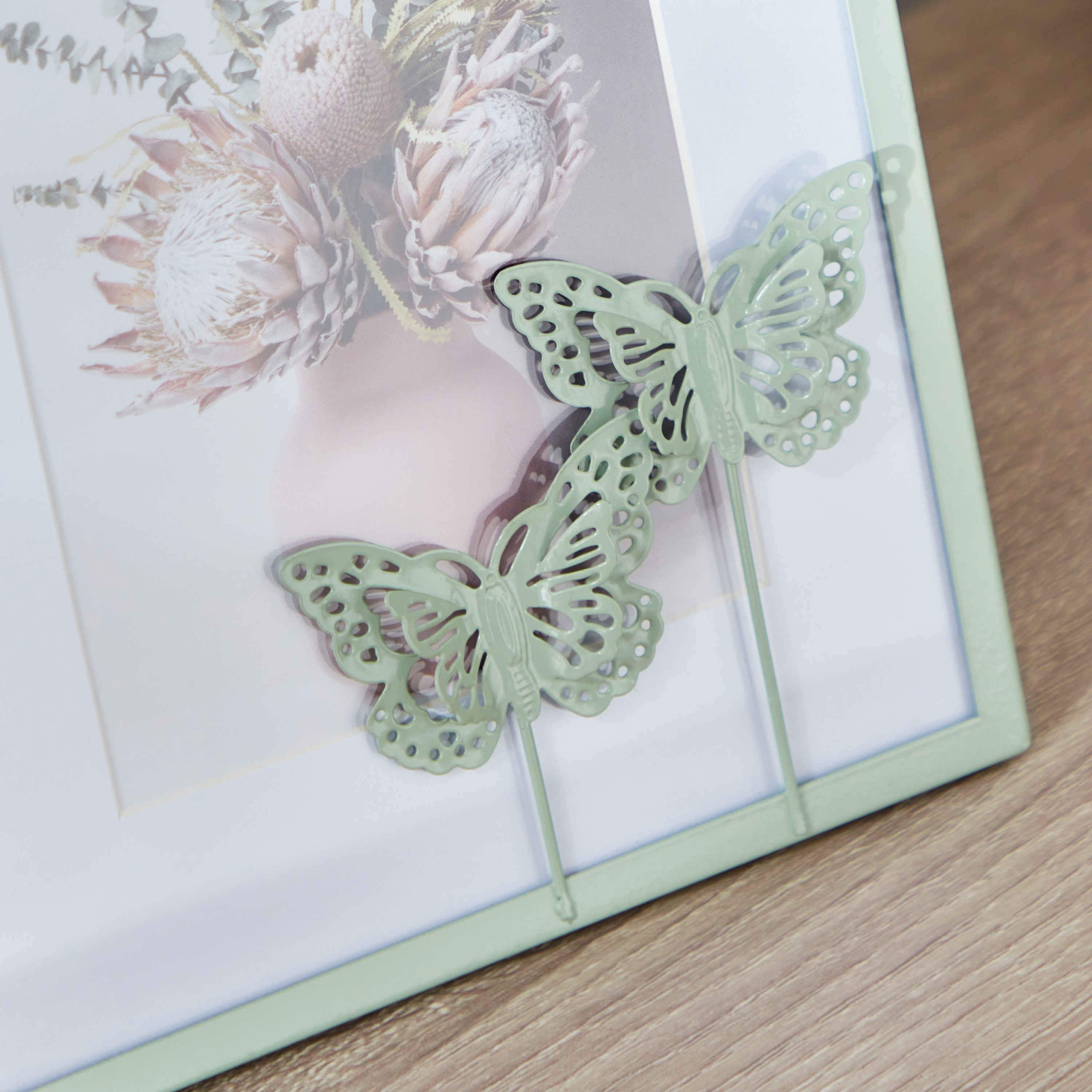 برواز صور معدن من أوروس - 18x23x2 سم-hbxbedroom-decorandaccessories-photoframes-image-4