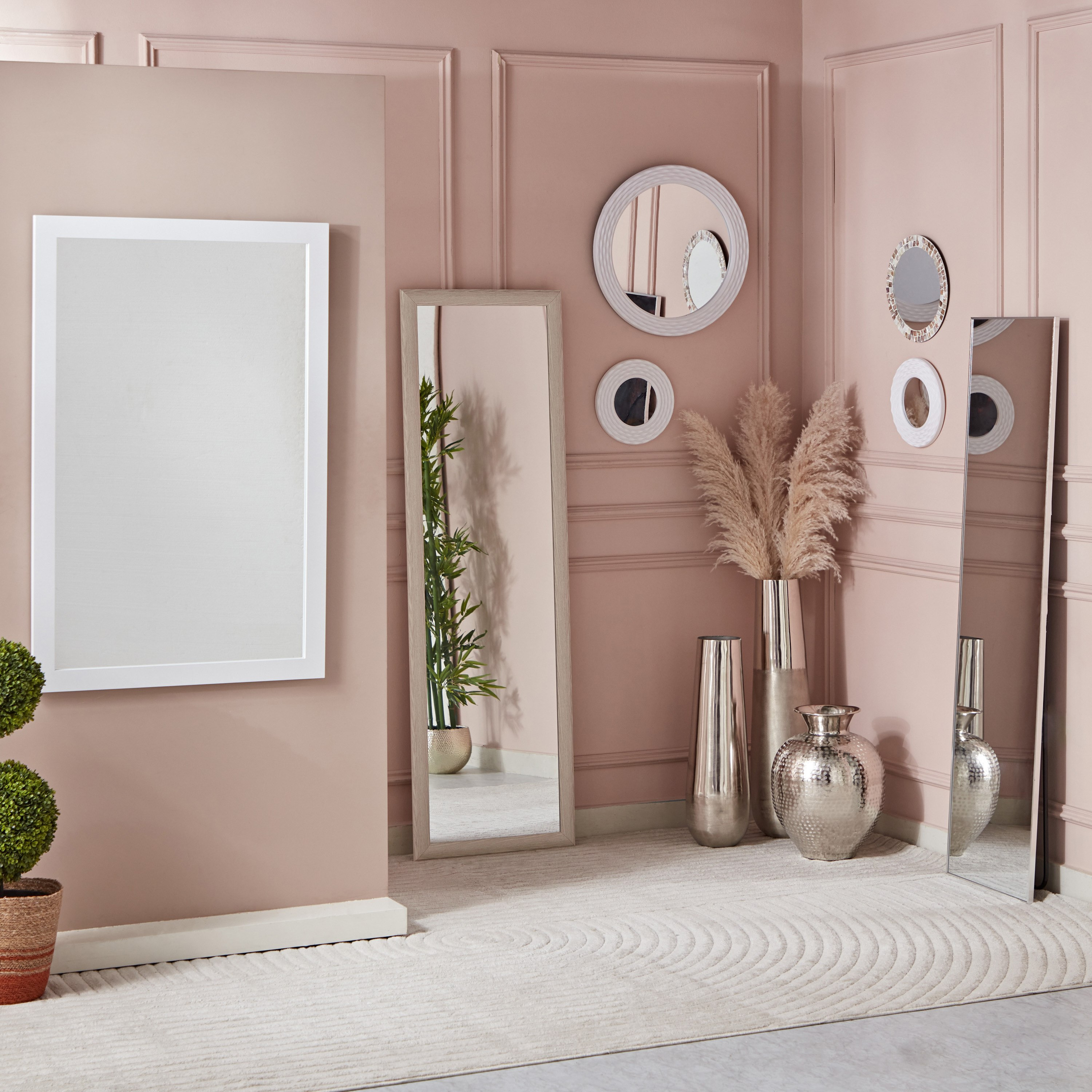Urus Decorative Round Wall Mirror - 30x30x1 cm-PROMO_HB_AE_B2G2_011025-image-5