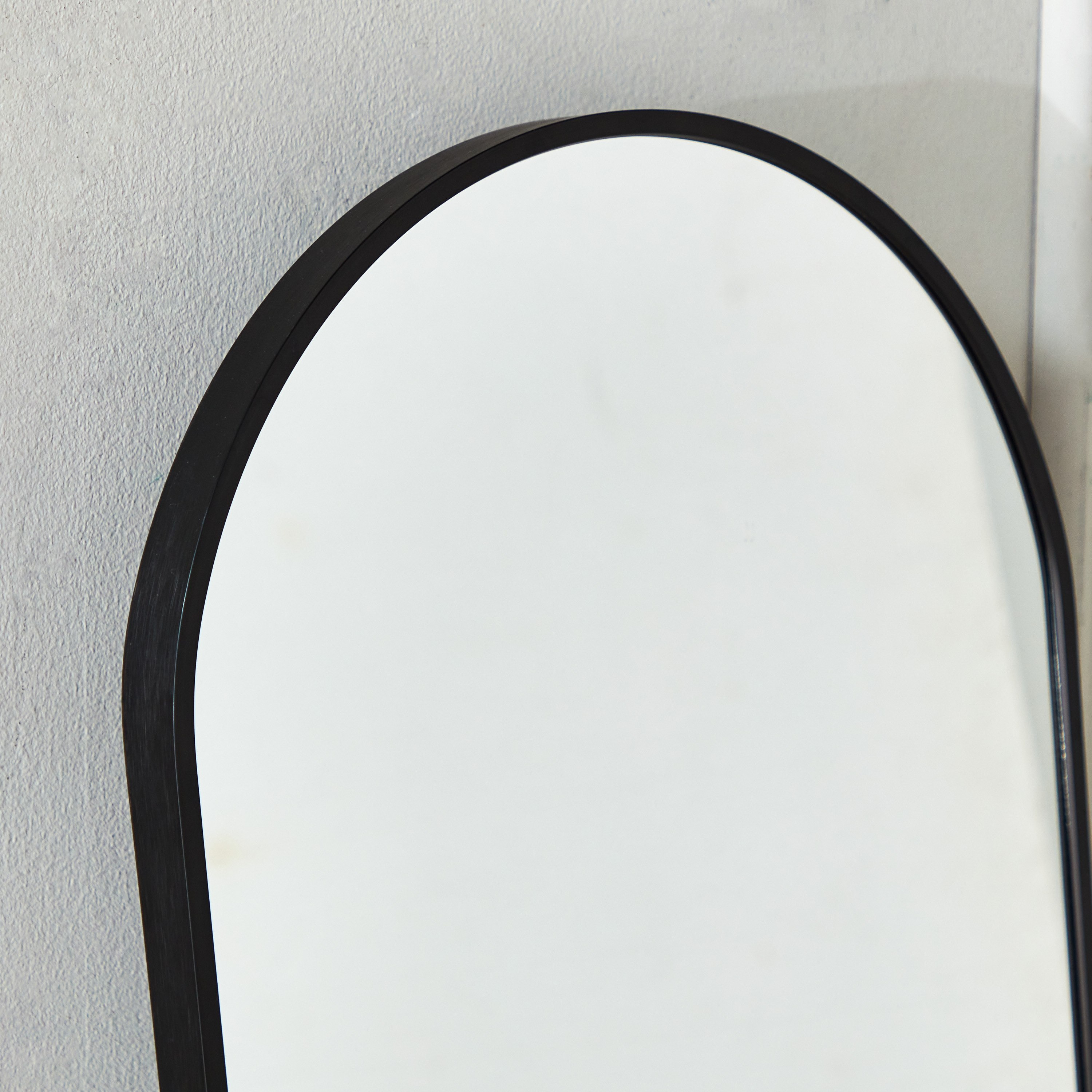 مرآة أرضية معدنية من أوروس - 46x150x2.7 سم-hbxhomeware-hbxdecorandfurnishings-image-7
