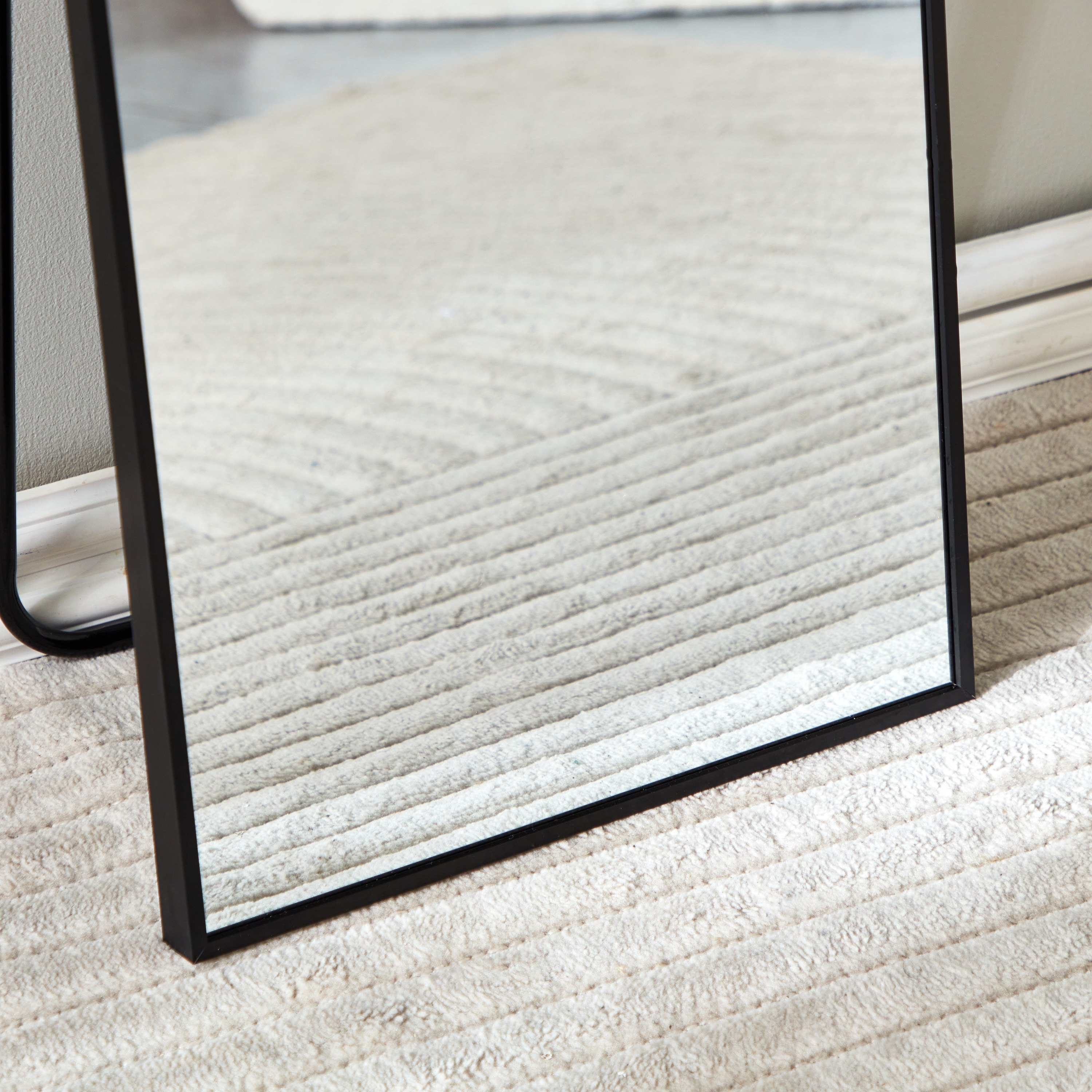 مرآة أرضية معدنية من أوروس - 46x150x2.7 سم-hbxhomeware-hbxdecorandfurnishings-image-8