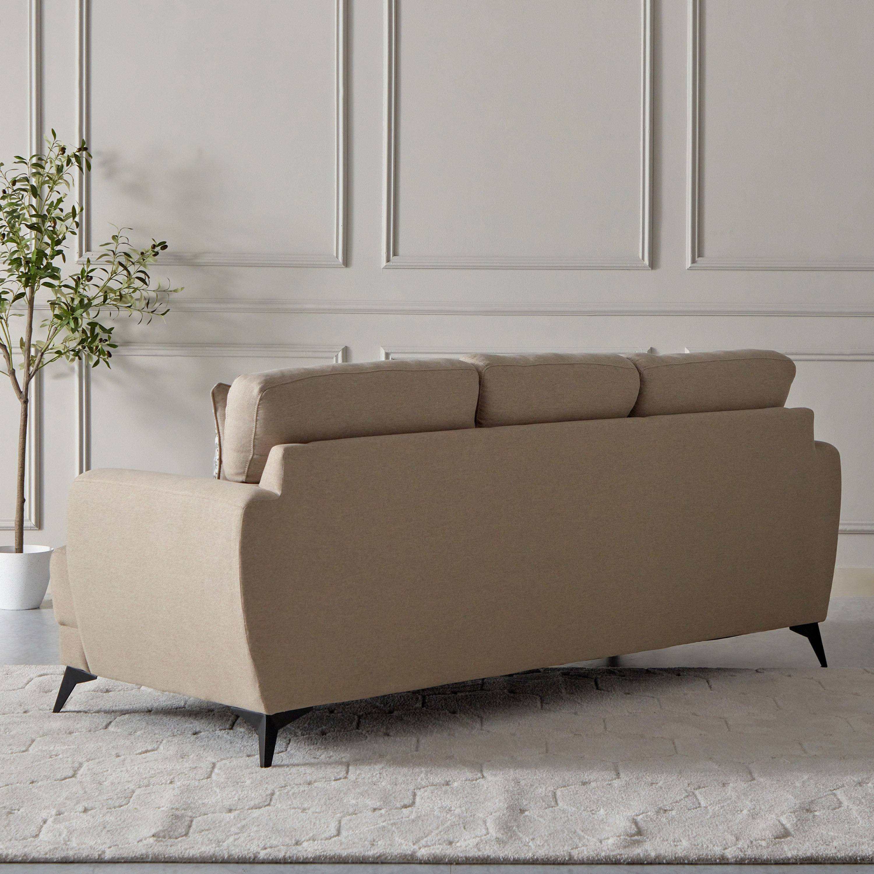 كنبة 3 مقاعد مع وسادتين من إستيلا-hbxlivingroom-sofasandarmchairs-sofas-image-3