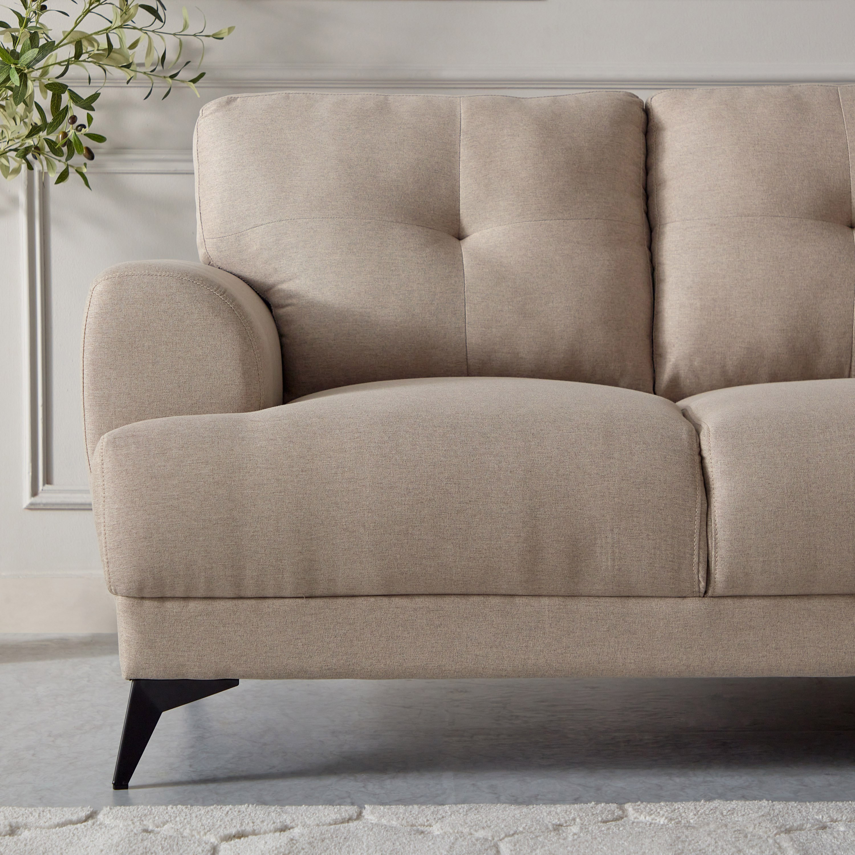 كنبة 3 مقاعد مع وسادتين من إستيلا-hbxlivingroom-sofasandarmchairs-sofas-image-7