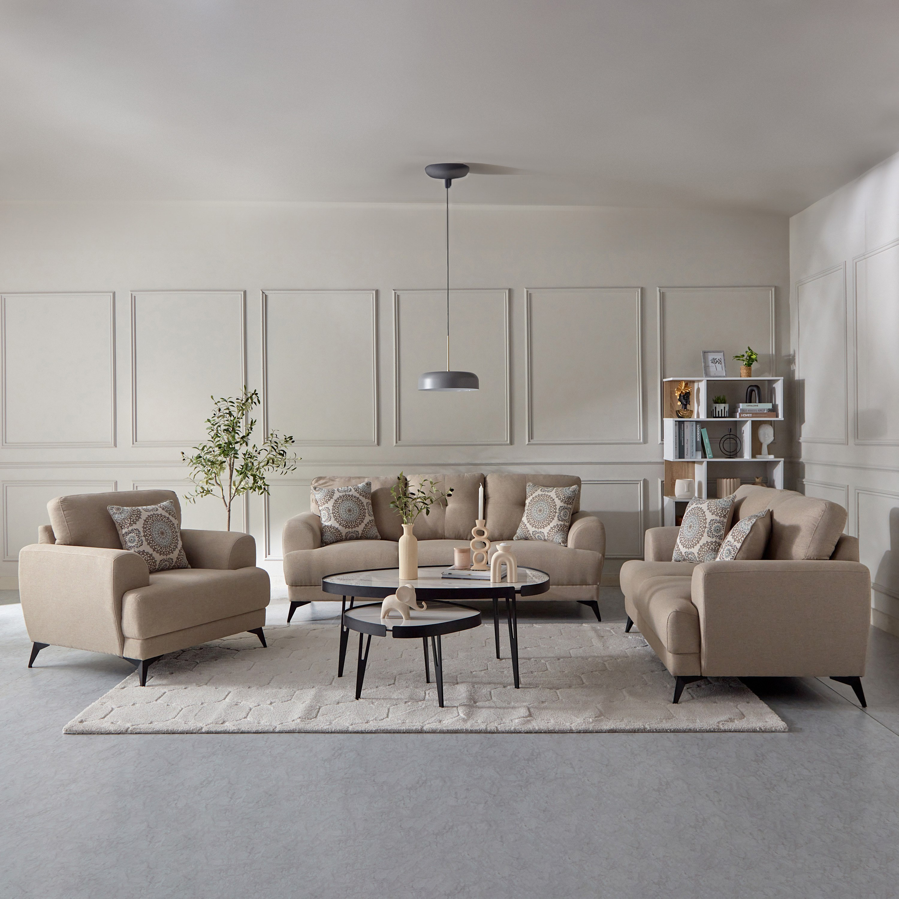 كرسي بمساند ذراعين مع وسادة من إستيلا-hbxlivingroom-sofasandarmchairs-sofas-image-10