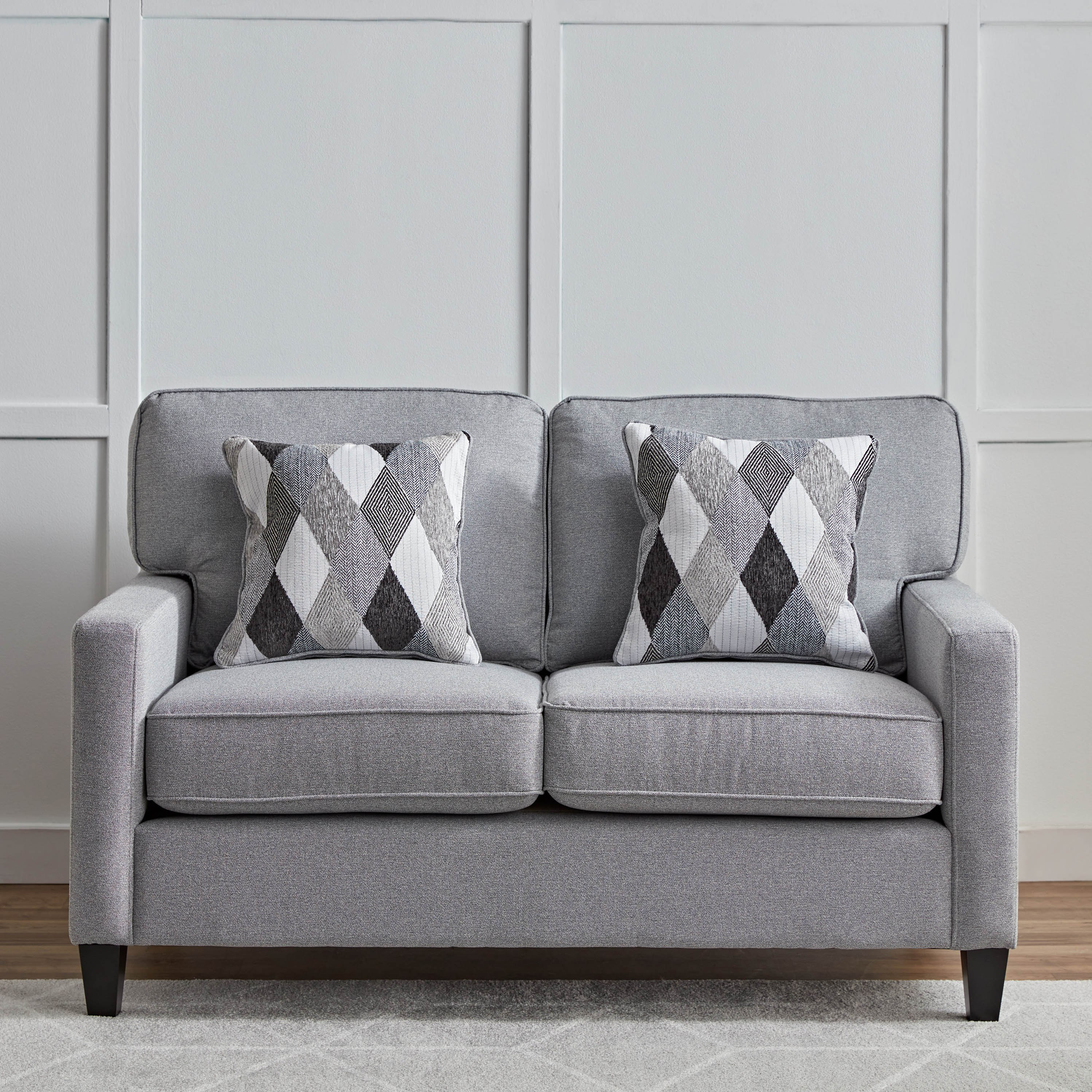 كنبة بمقعدين مع وسادتين من أوليفر-hbxlivingroom-sofasandarmchairs-sofas-image-2
