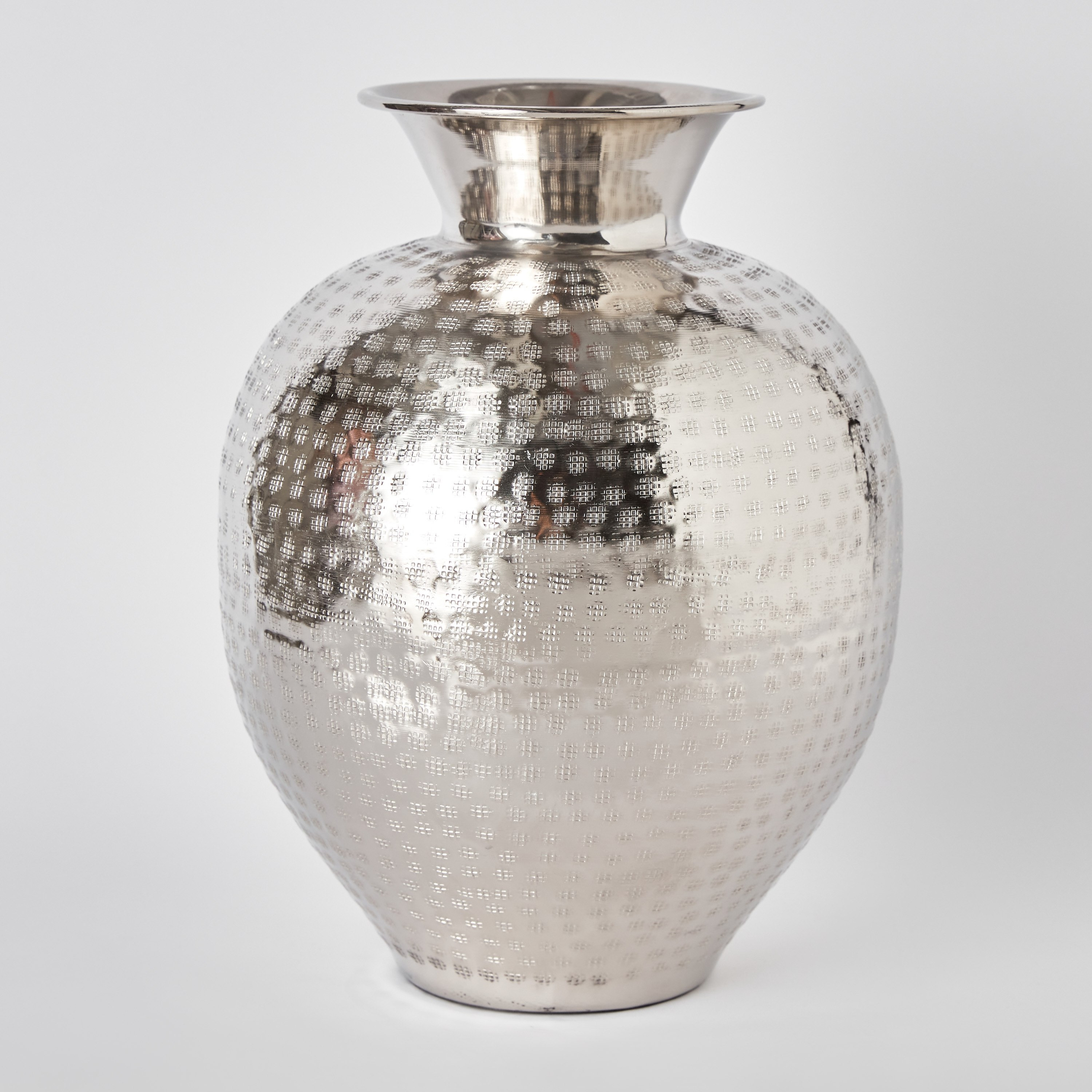 مزهرية معدن مطروقة من سبلينديد - 30x30x40 سم-hbxbedroom-decorandaccessories-vases-image-5