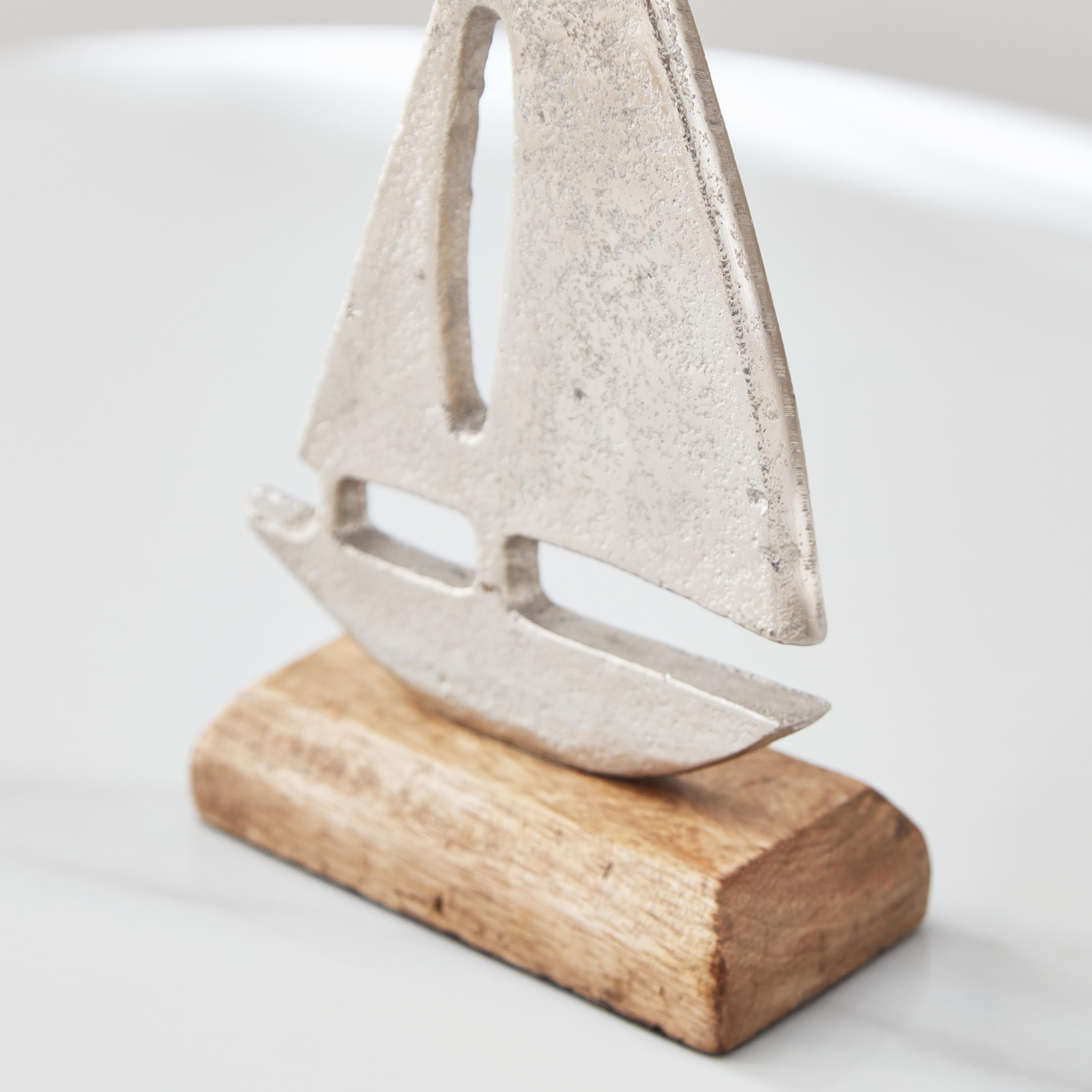 قارب ديكور معدن بقاعدة خشبية من سبلينديد - 10x5x15 سم-hbxhomeware-homedecor-figurinesandornaments-image-3