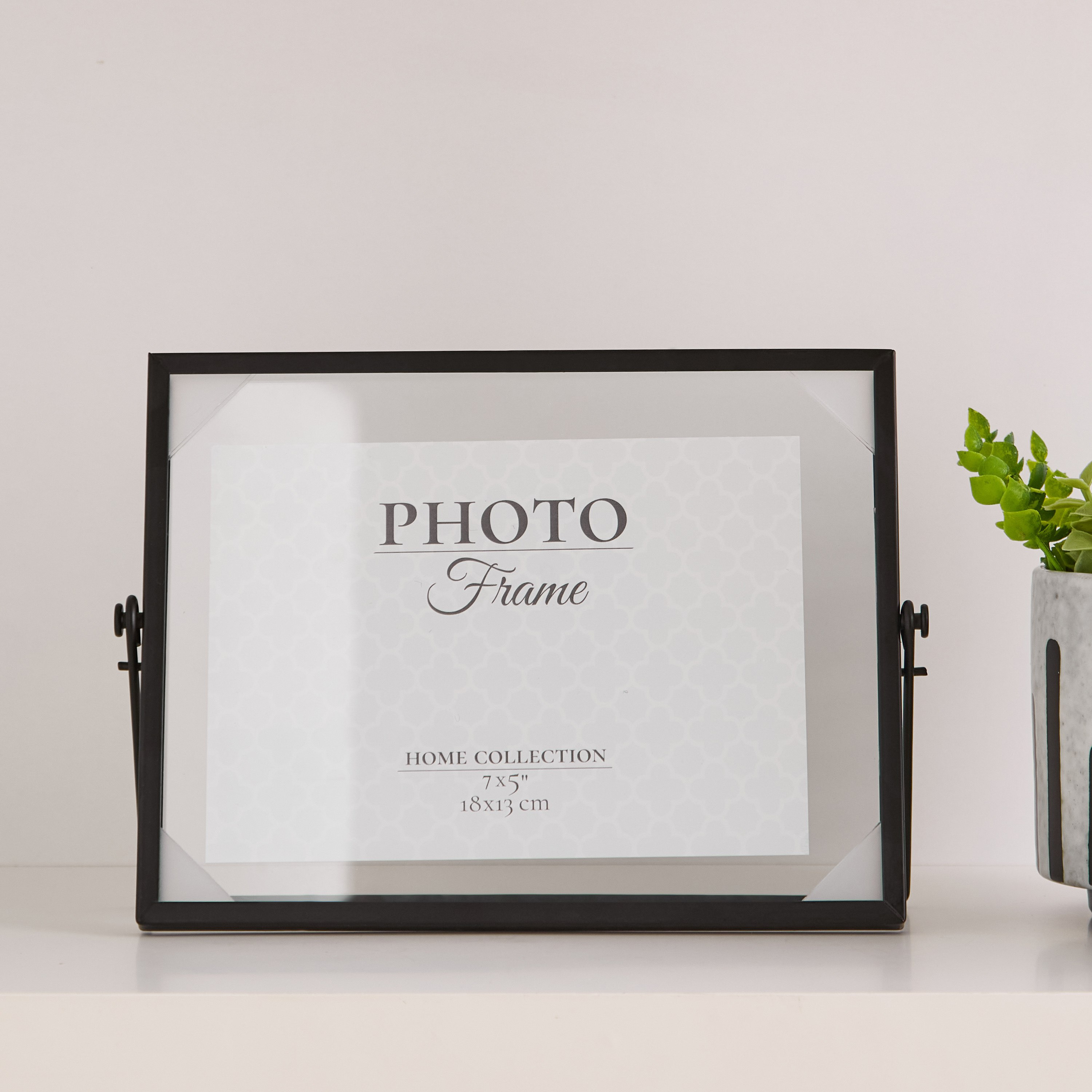 Elbe Metal 7x5-inch Standing Photo Frame - 22.5x17.5x1.1 cm-hbxdiningroom-decorandaccessories-photoframes-image-2