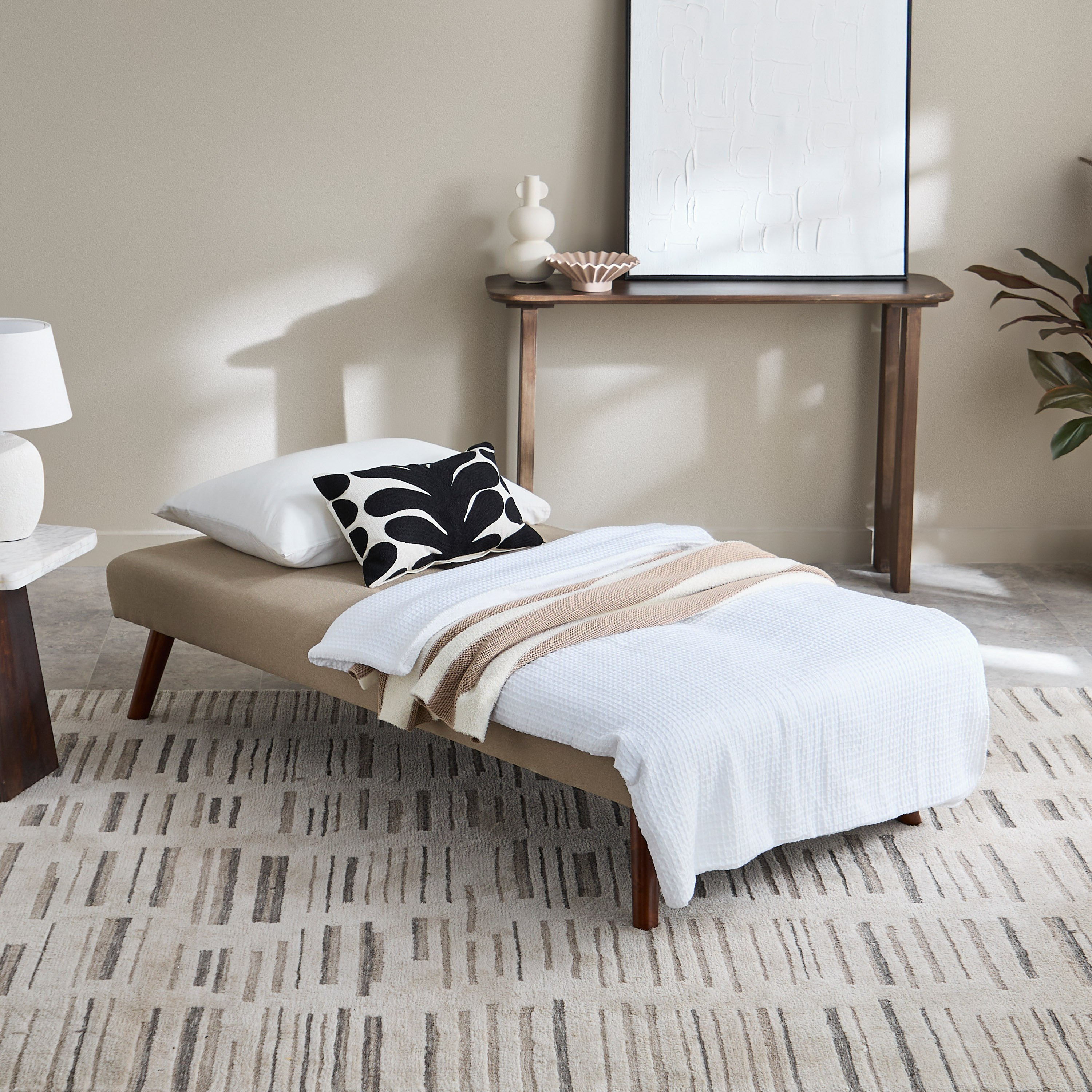 كنبة سرير قماش 3 مقاعد من سيمون-hbxfurniture-sofasandarmchairs-sofabeds-image-3
