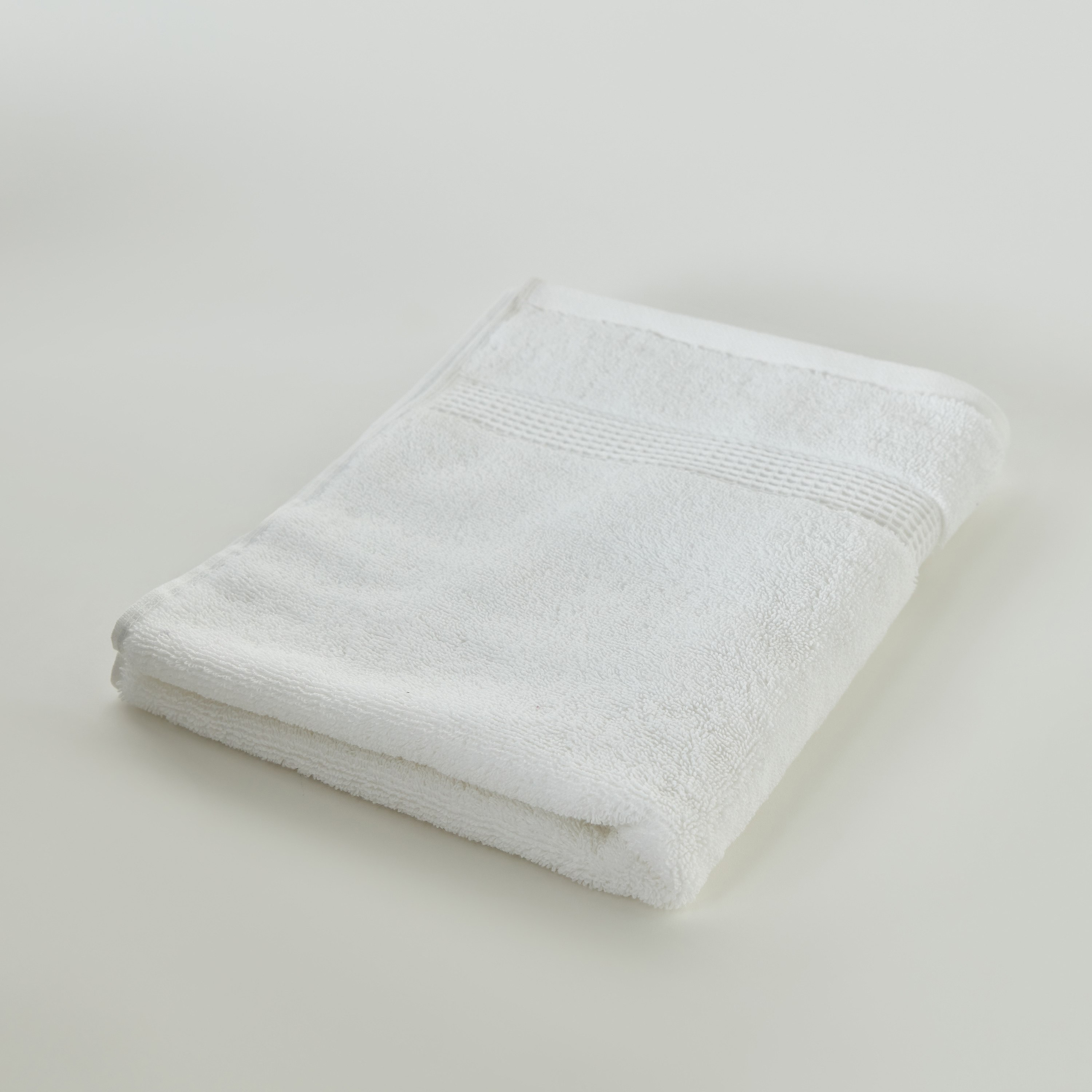 منشفة حمام قطن لوكسي بليس من وايت هافن - 50x90 سم-hbxbathroom-bathroomtextiles-image-6