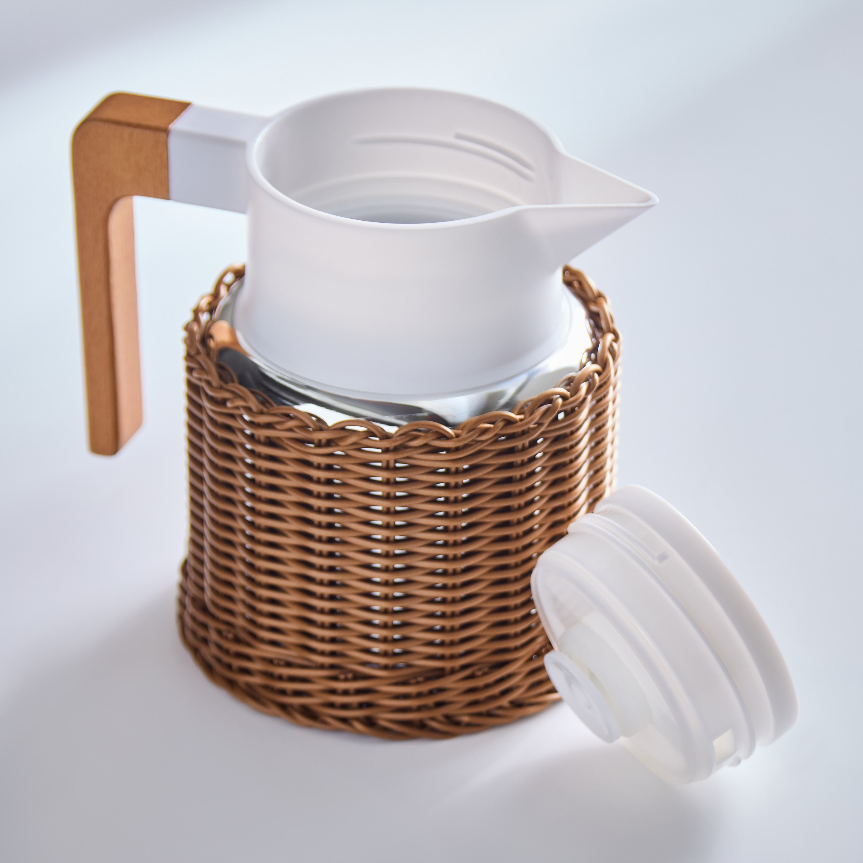 ترمس معزول ساخن وبارد من الستانلس ستيل بتصميم روطان من ريدج - 1.2 لتر-hbxhomeware-hbxkitchen-image-2