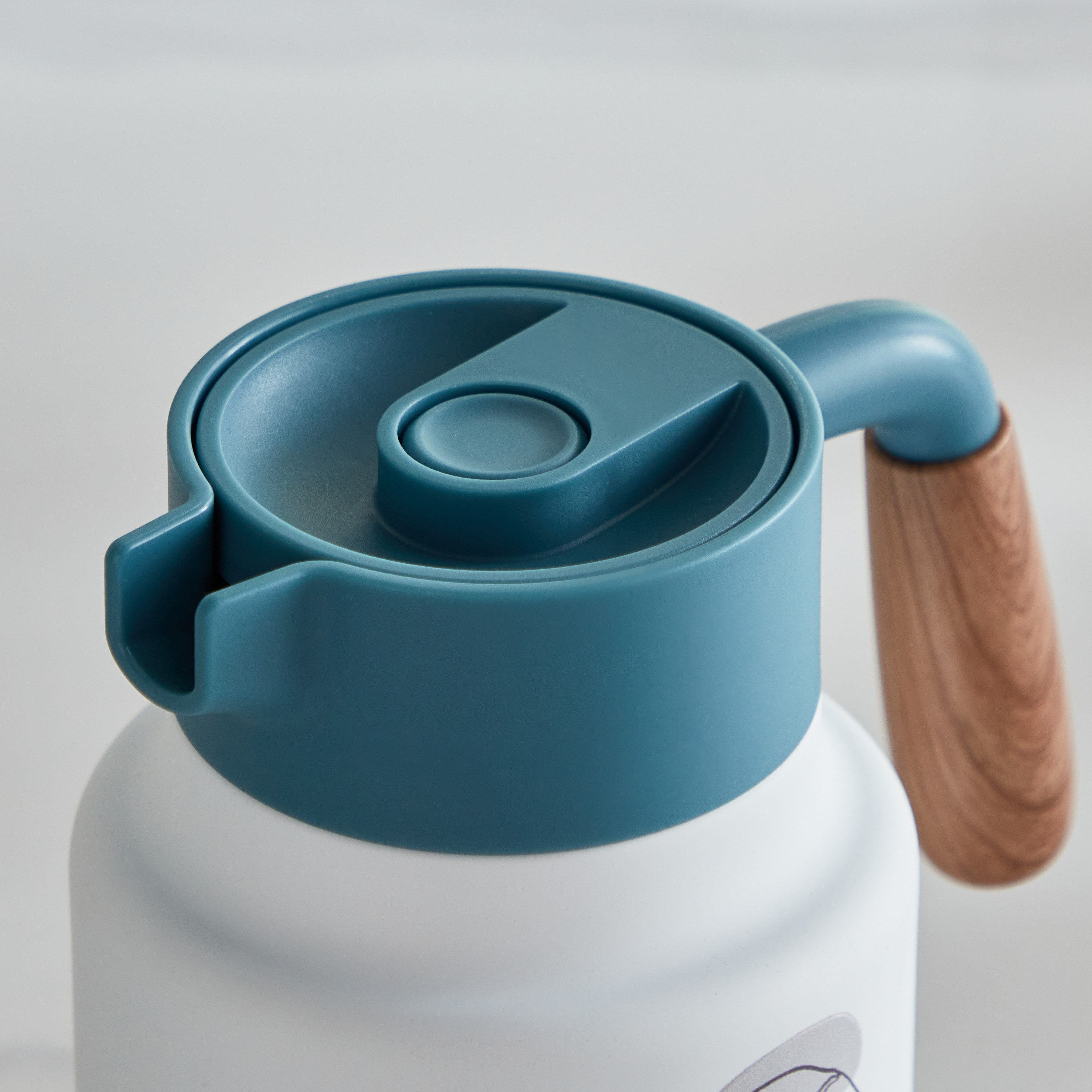ترمس معزول ساخن وبارد من الصُلب فاليريا من ريدج - 1.2 لتر-hbxhomeware-hbxkitchen-image-3